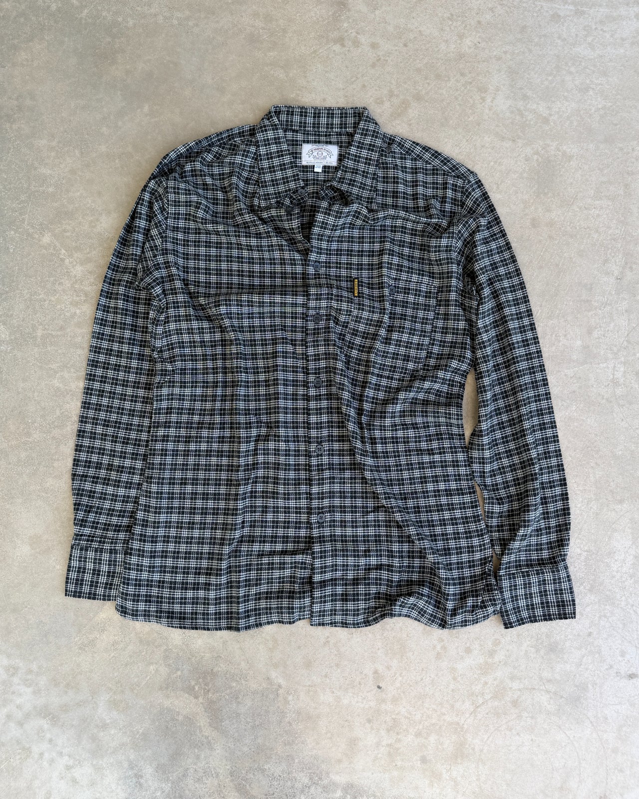 Armani Jeans Black and Grey Checked Long Sleeve Shirt – L/XL-on a concrete background