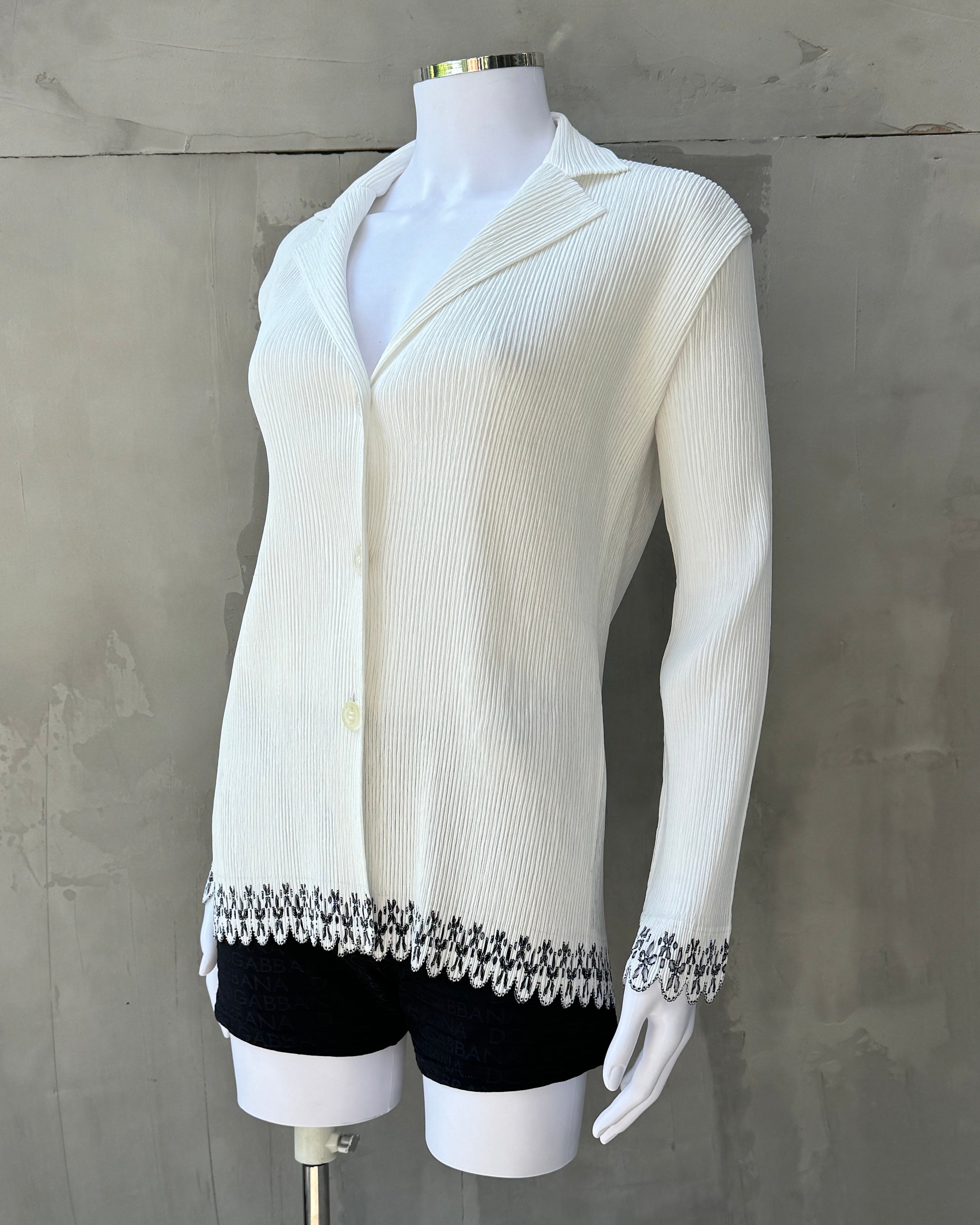 ISSEY MIYAKE AW01 PLEATED WHITE BLAZER - S/M