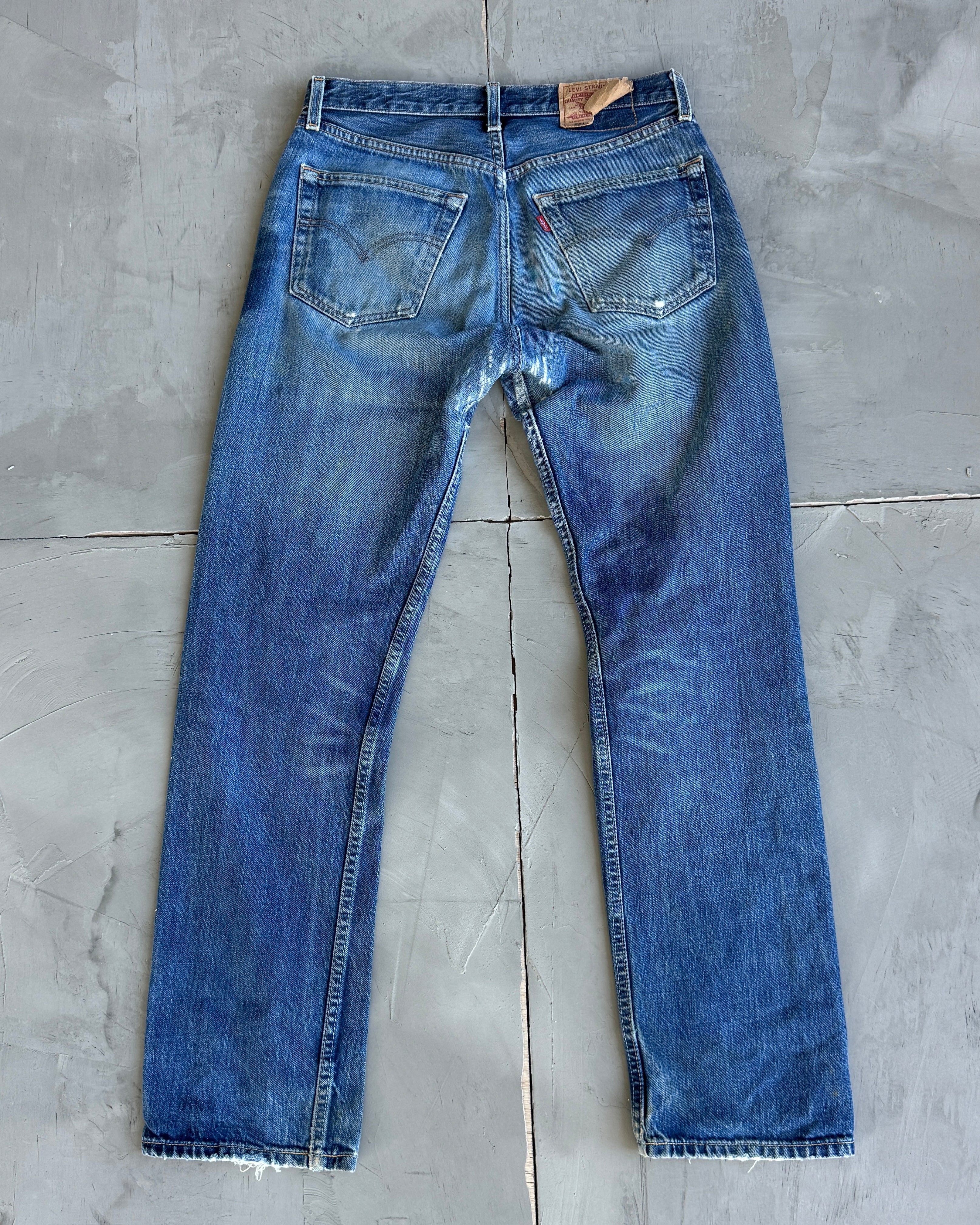 Levi 501s Distressed Jeans - W31 L32