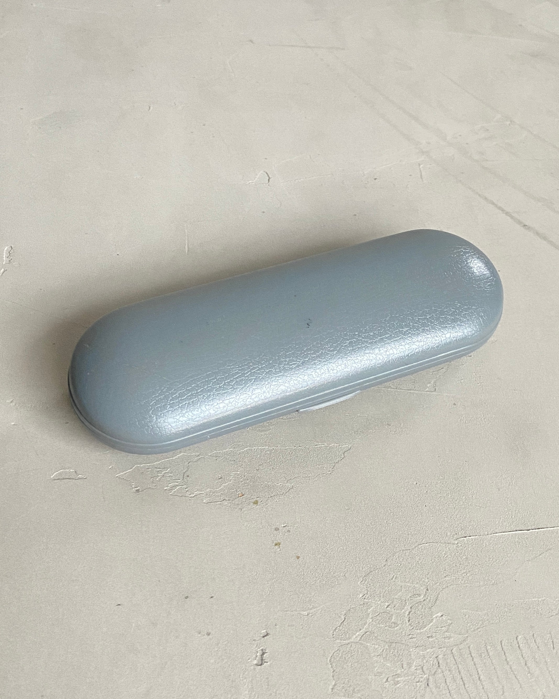 GUESS 90'S BAYONETTA GLASSES