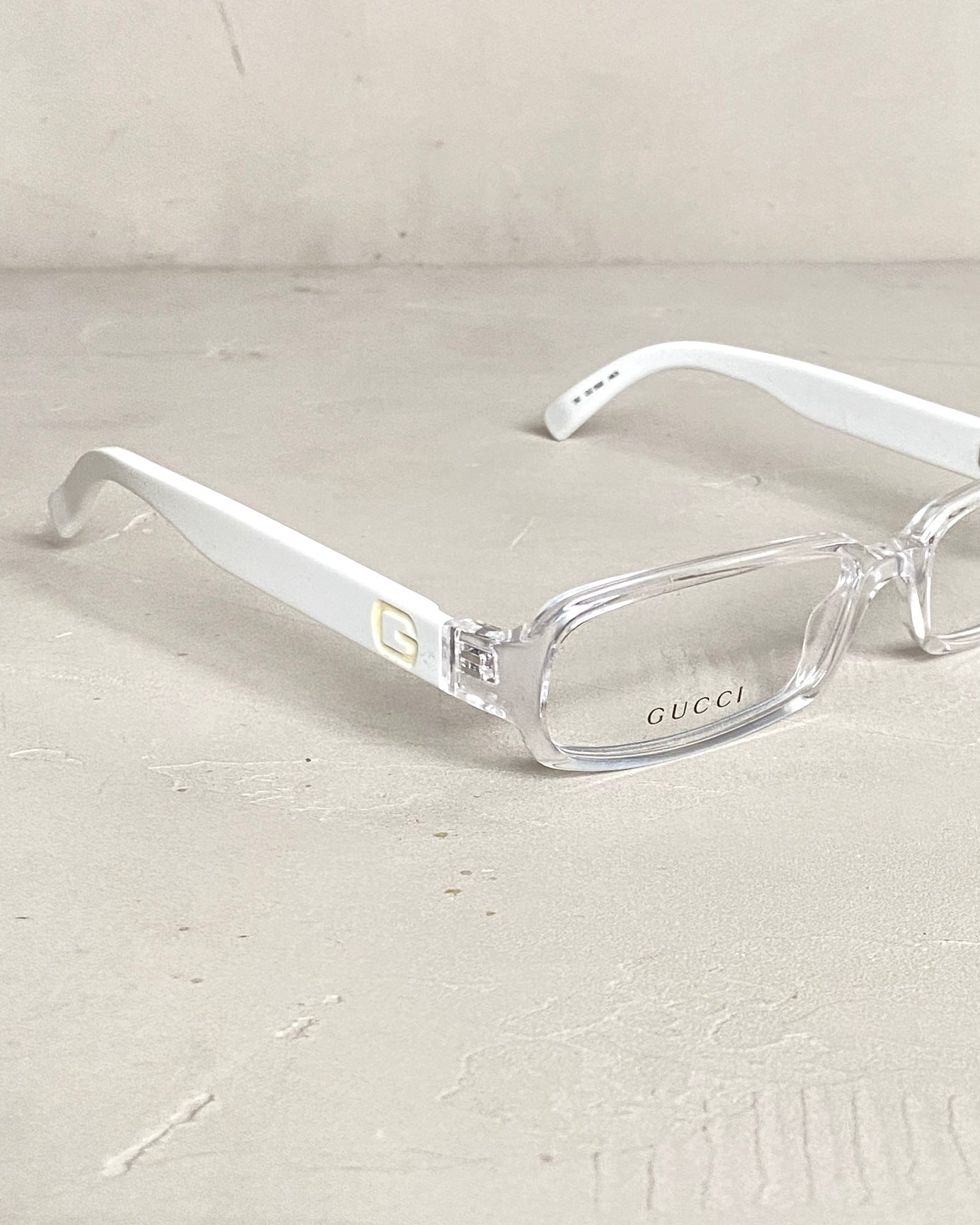 GUCCI WHITE 90'S BAYONETTA GLASSES