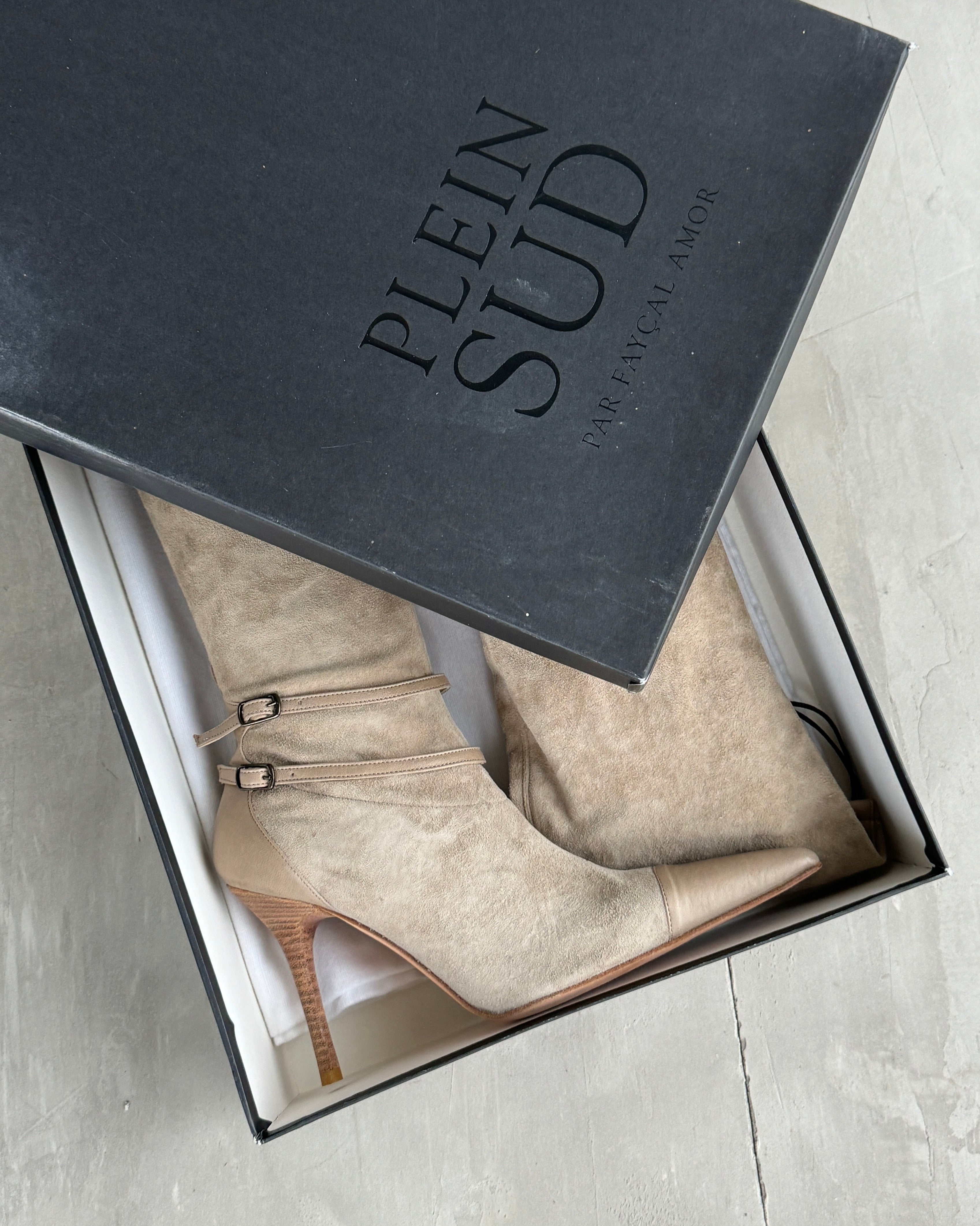 PLEIN SUD FAYCAL AMOR SUEDE LEATHER KNEE HIGH BOOTS - EU 36.5 / UK 3.5