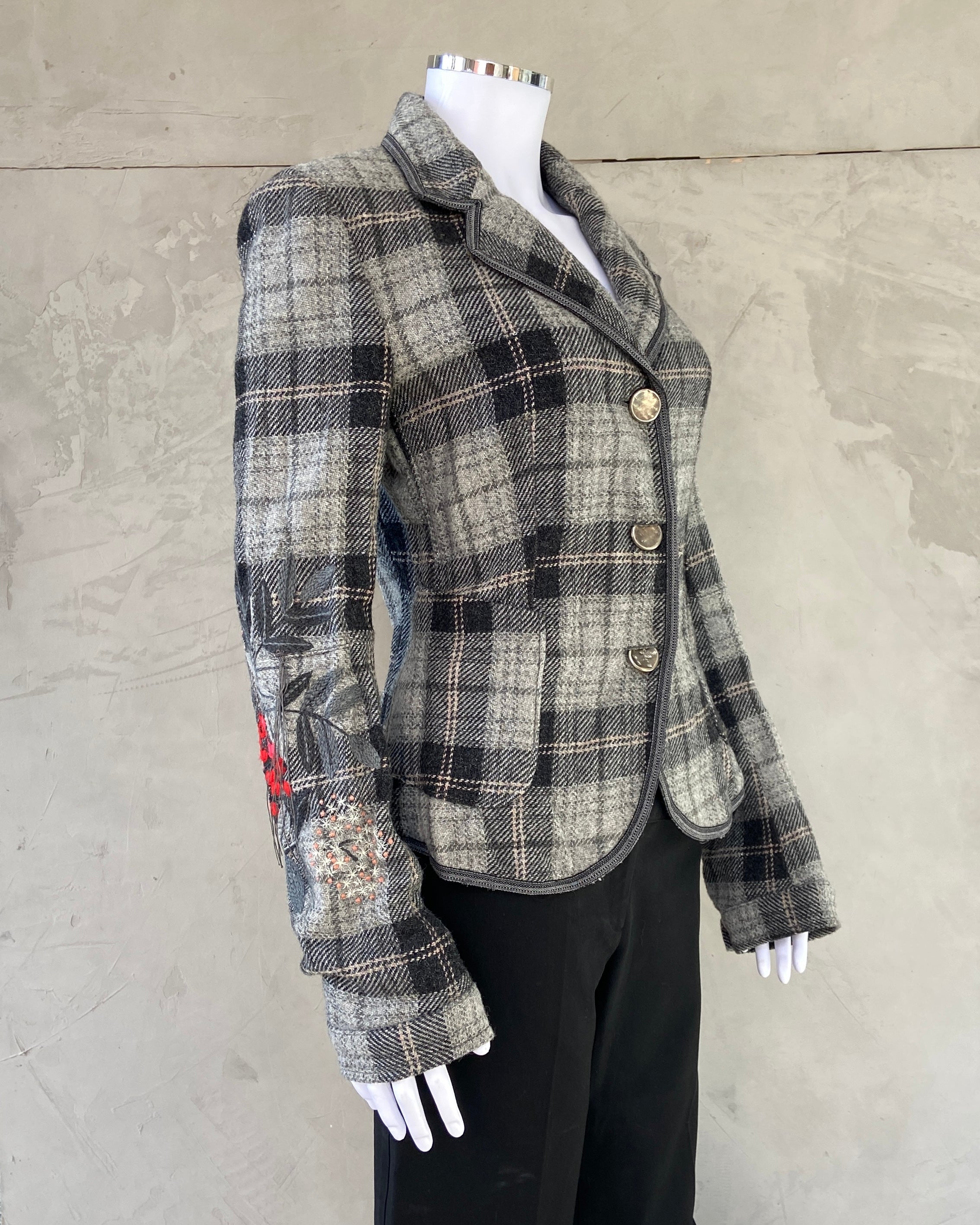 MARITHE FRANCOIS GIRBAUD MFG PLAID CHECK BLAZER - M