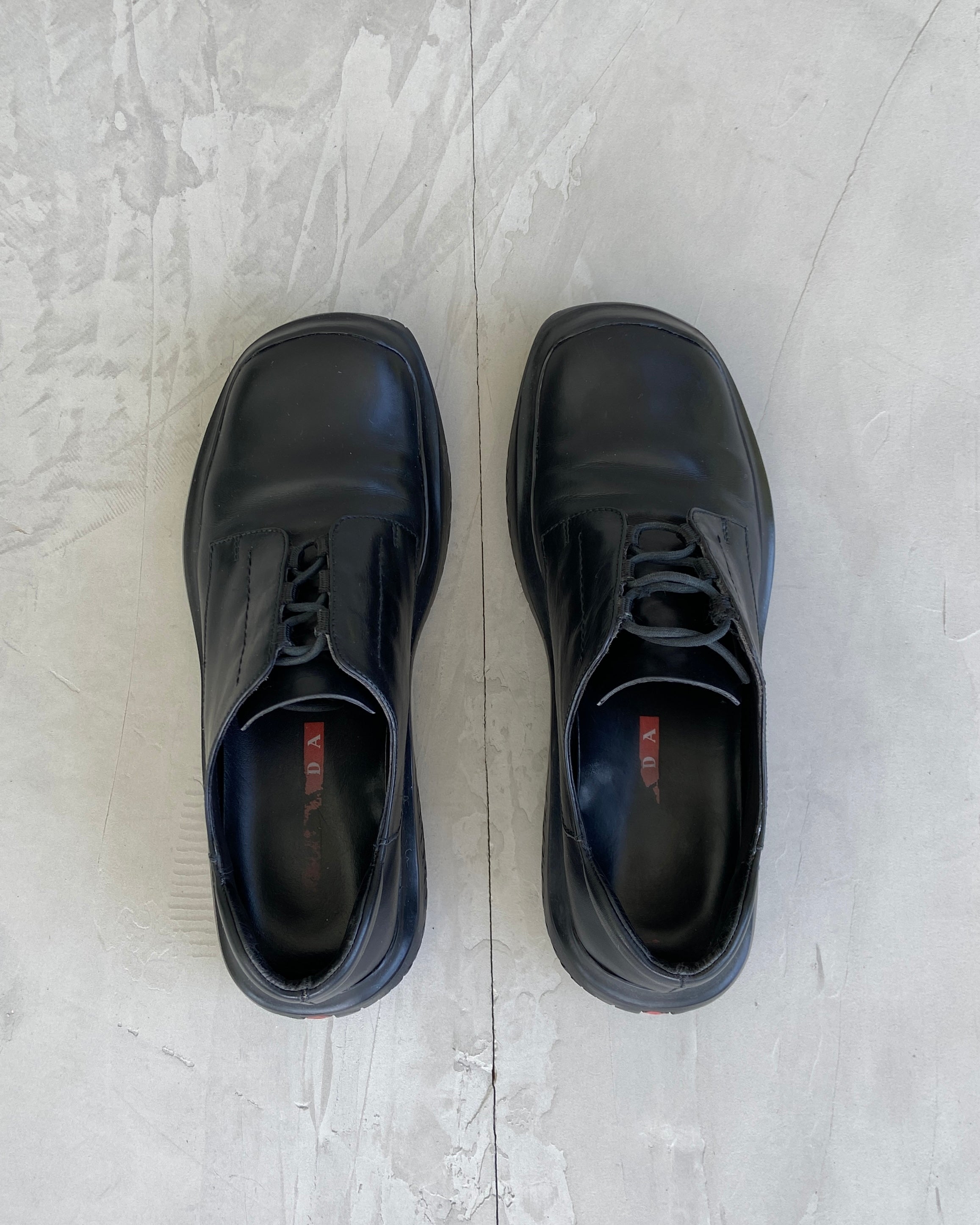 PRADA AW99 VIBRAM LEATHER SHOES - EU39/40