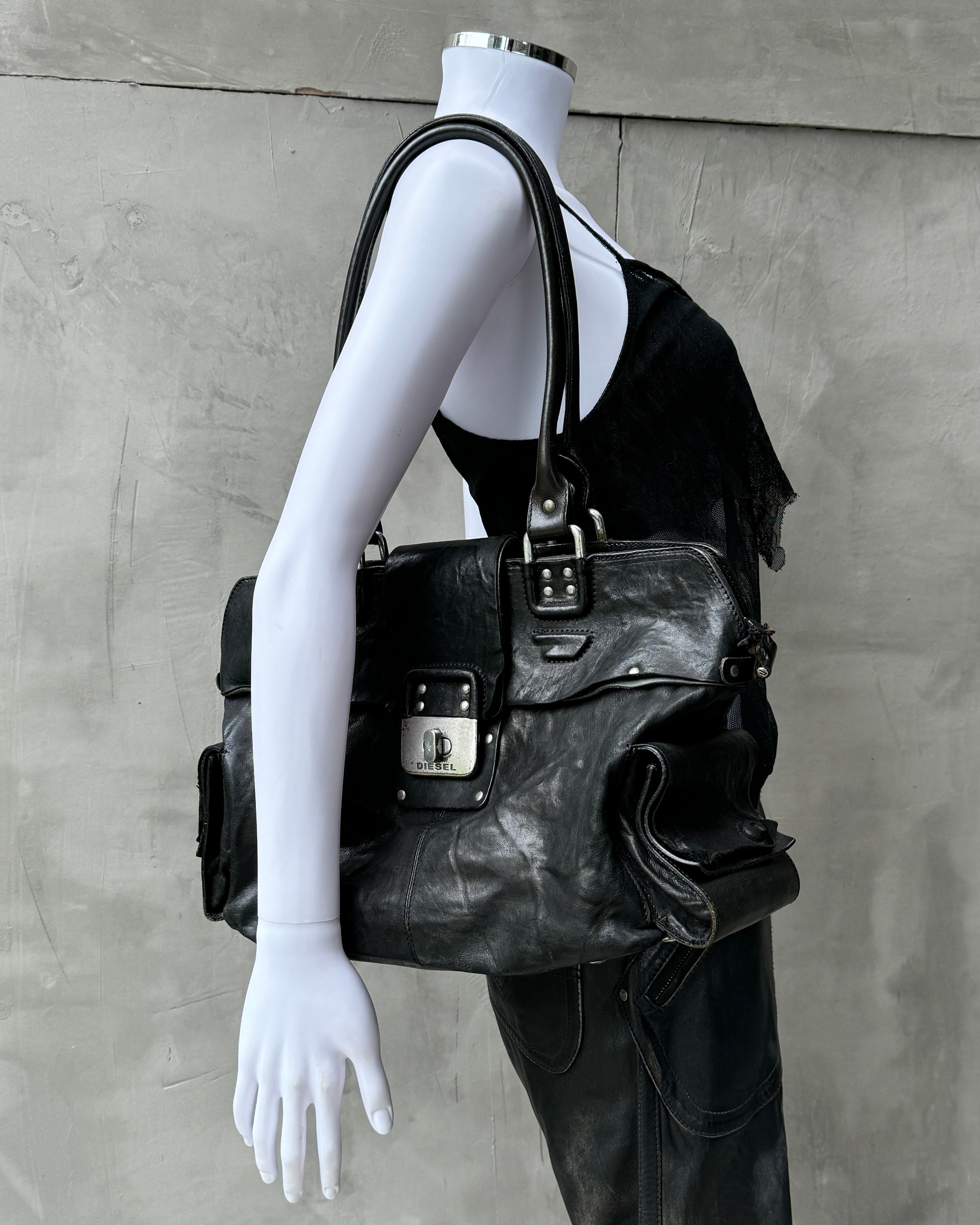 DIESEL 90'S LEATHER & CHROME MULTIPOCKET SHOULDER BAG