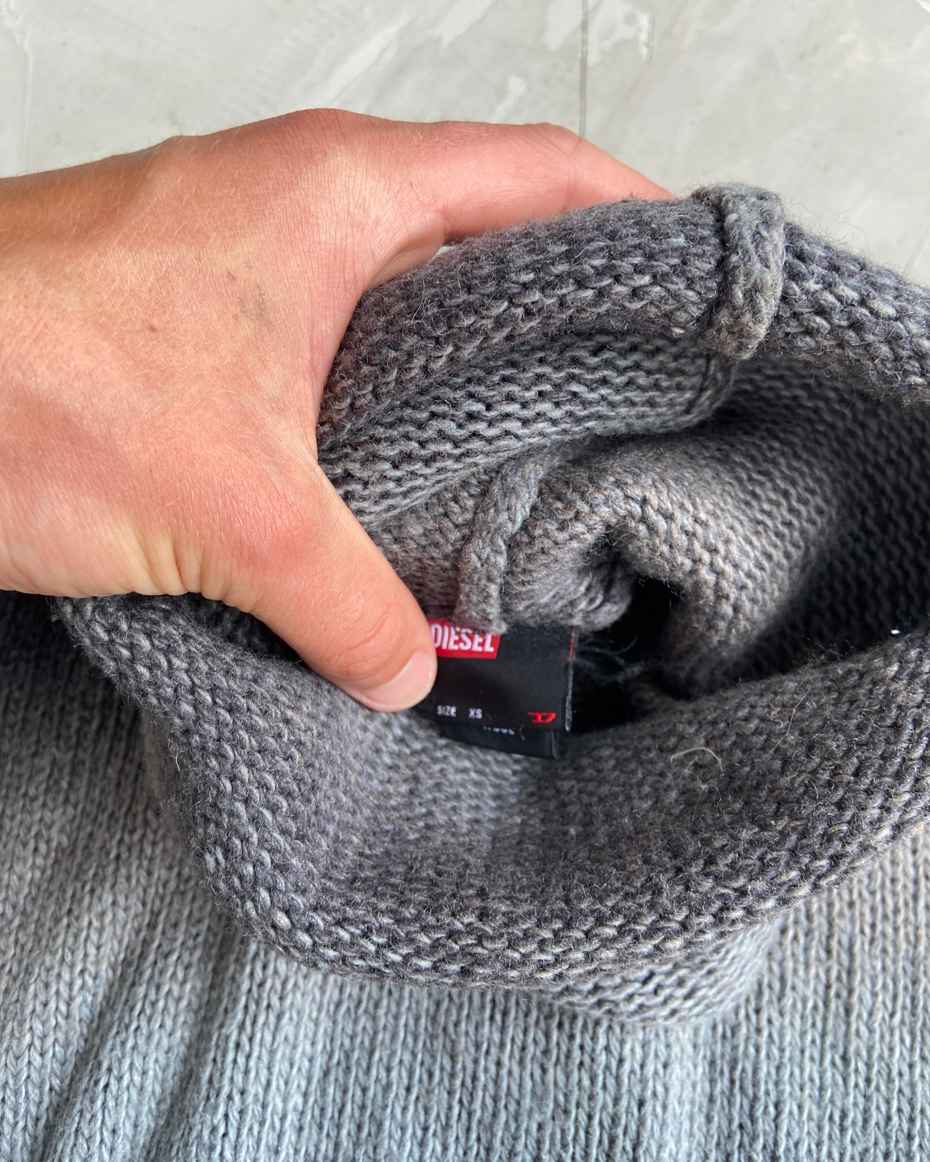 DIESEL 2000'S KNIT BUTTON UP BACK SWEATSHIRT - S