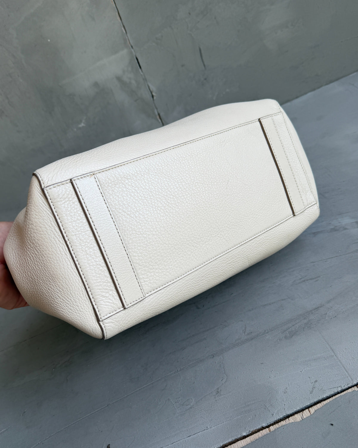 Max Mara Beige Leather Shoulder Bag-on a concrete background