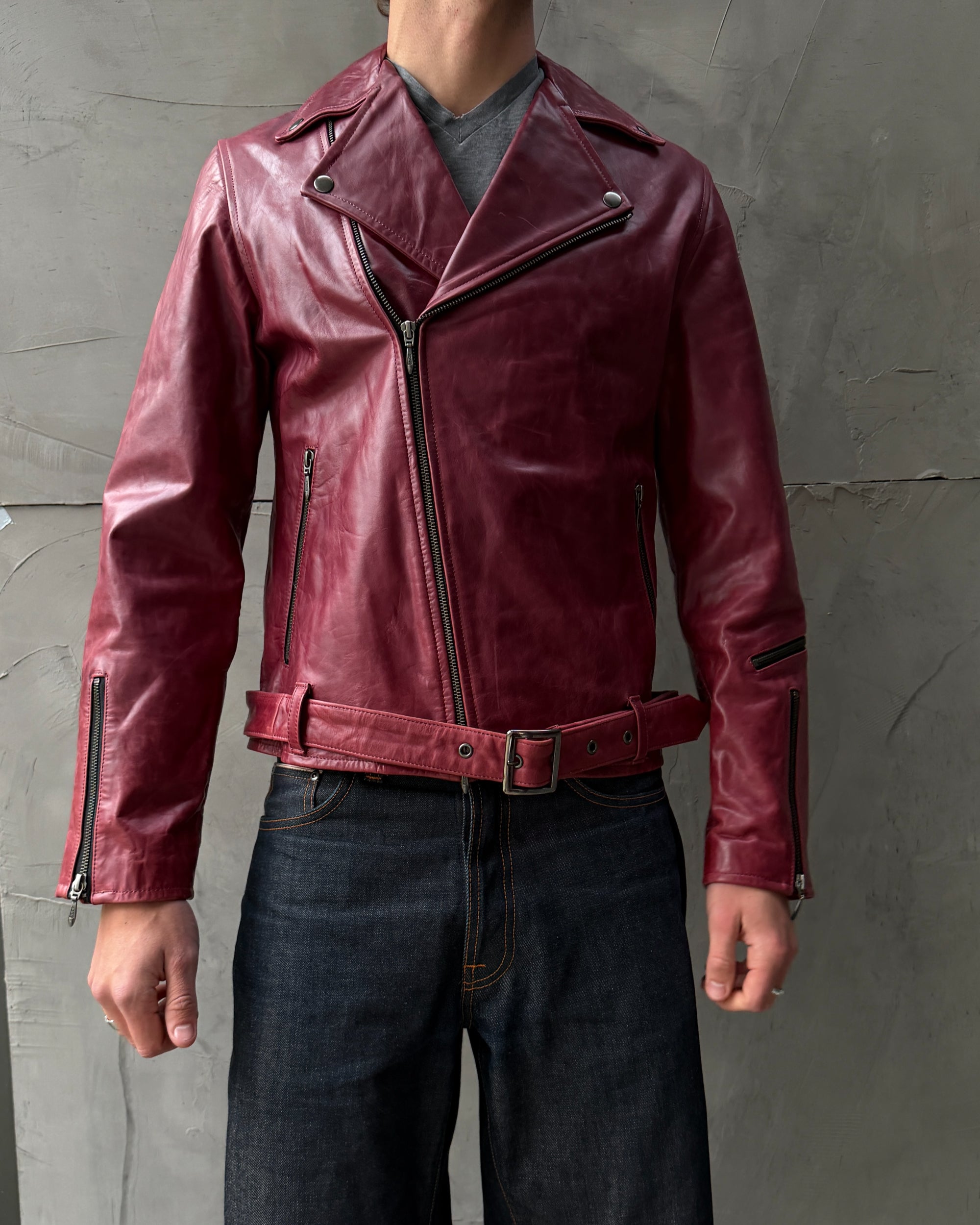 Scheffen Red Horse Leather Biker Jacket – L-on a concrete background