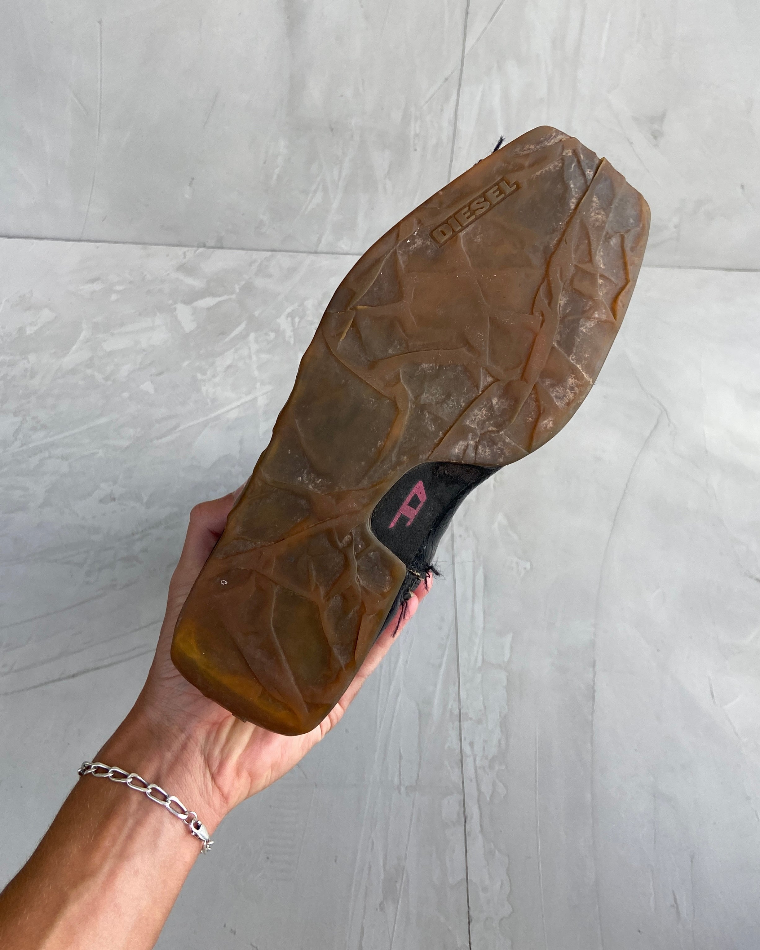 DIESEL 90'S CRACKED LEATHER SQUARE TOE BOOTS - UK 8