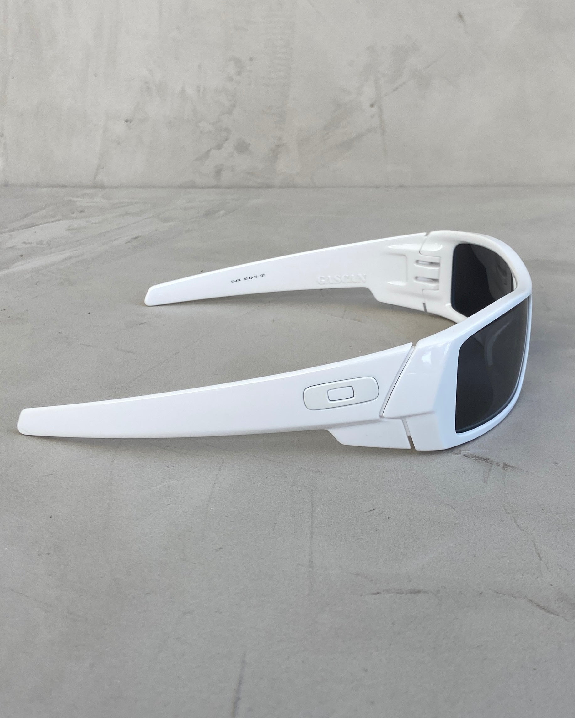 OAKLEY 90'S GASCAN SPORT WHITE SUNGLASSES