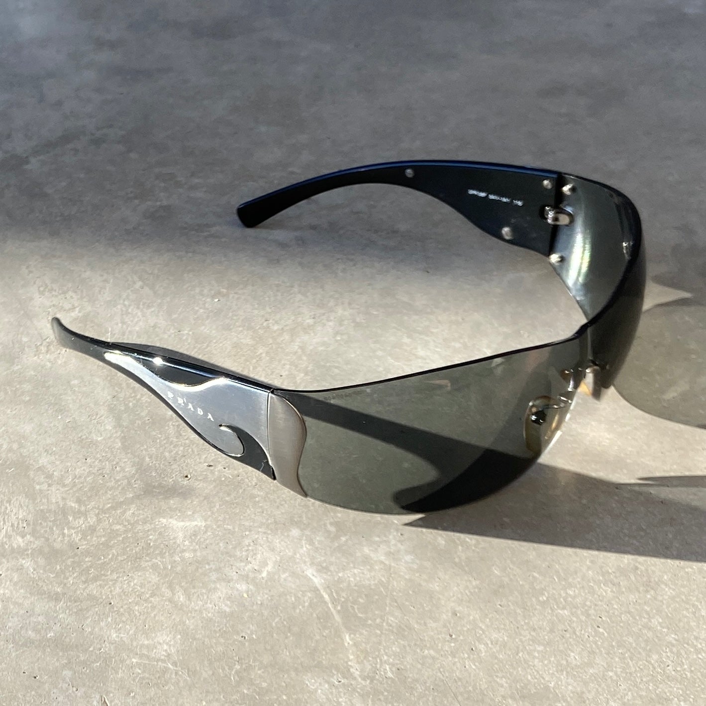 AW04 PRADA WRAP AROUND SWIRL SUNGLASSES