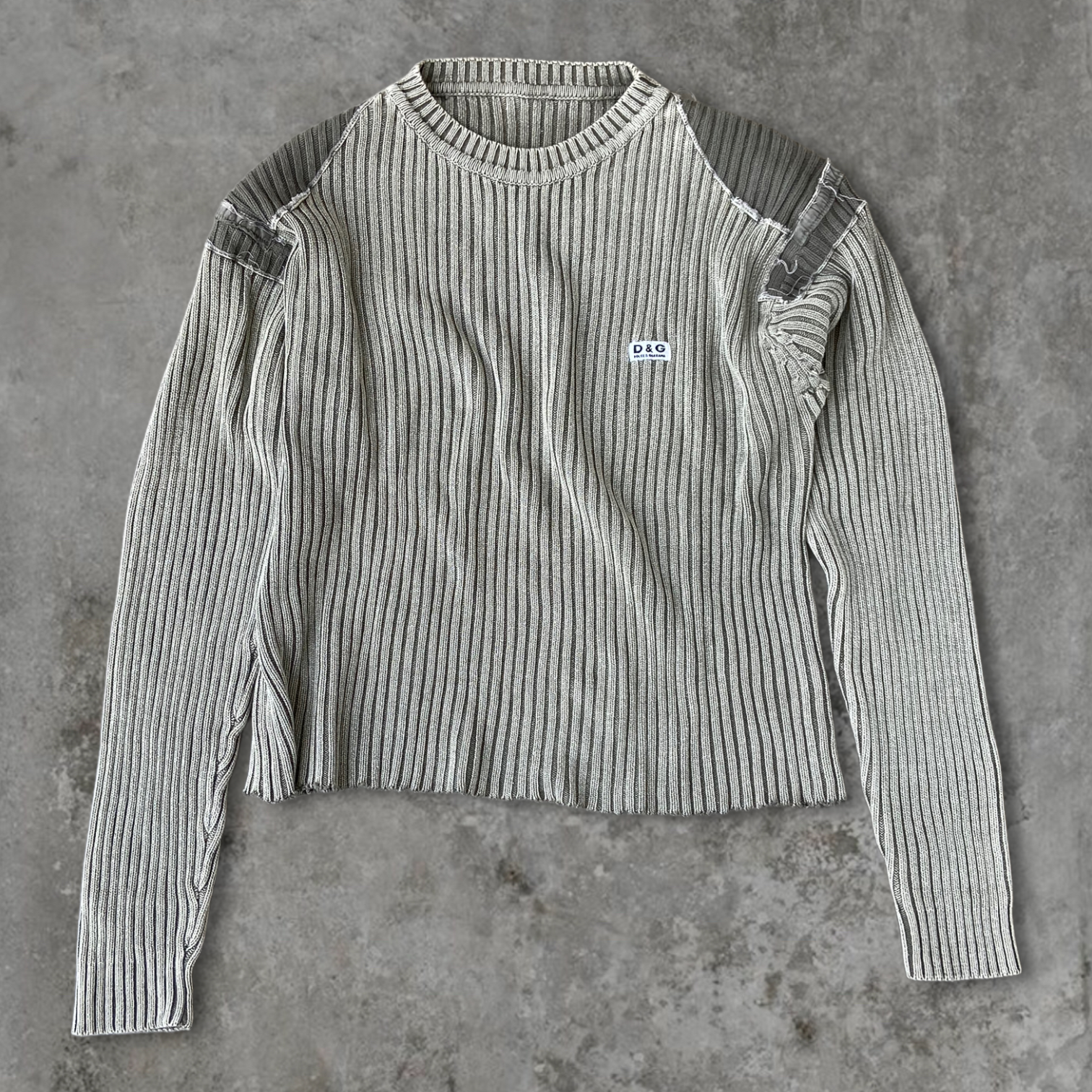 DOLCE AND GABBANA D&G DISTRESSED RIBBED KNIT SWEATSHIRT - M