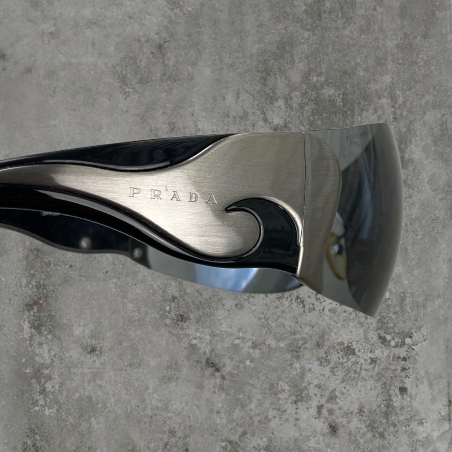 AW04 PRADA WRAP AROUND SWIRL SUNGLASSES