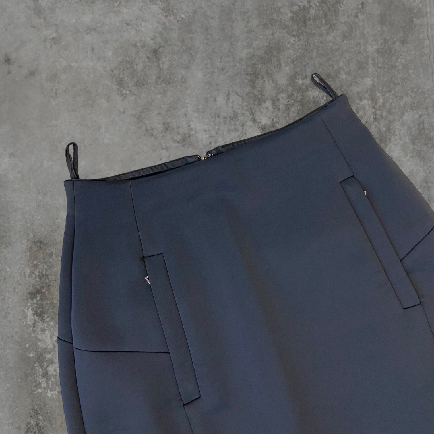 PRADA NYLON STRETCH SKIRT - S
