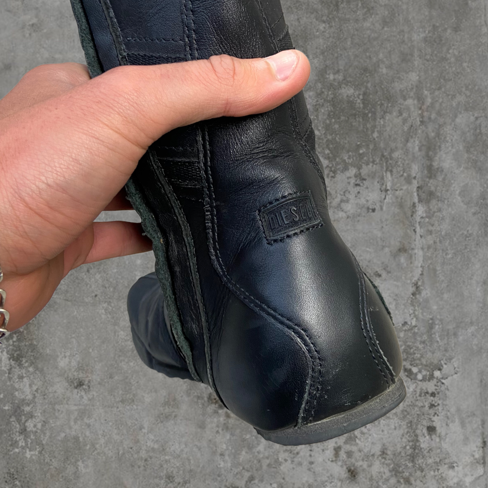 DIESEL LEATHER BOOTS - EU 36