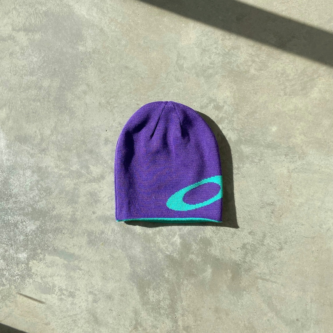 OAKLEY "O" LOGO BEANIE