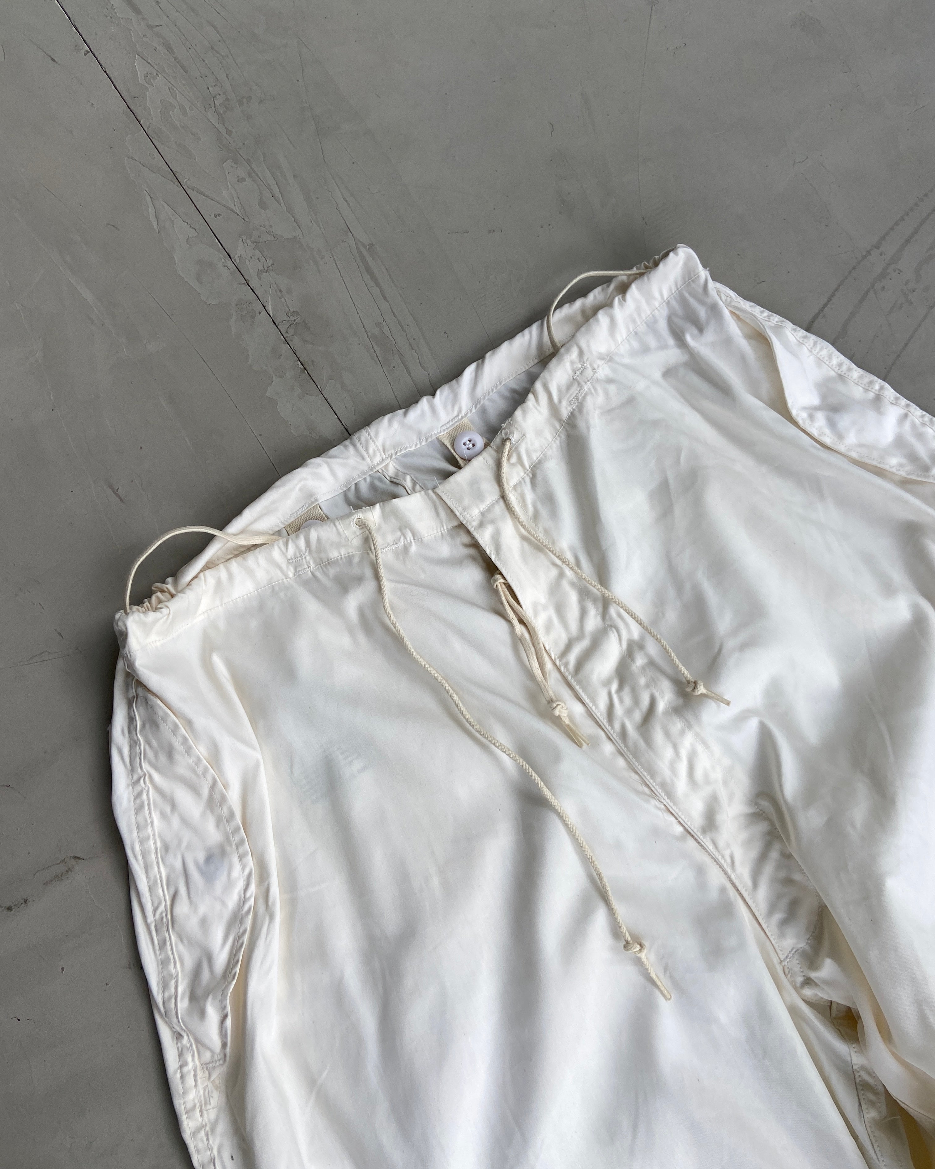 1990S VINTAGE MILITARY OVERPANTS - WHITE