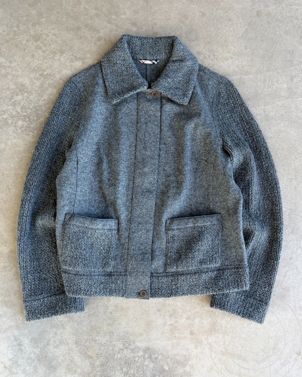 Burberry Grey Wool Knit Zip Up Sweatshirt – S-on a concrete background