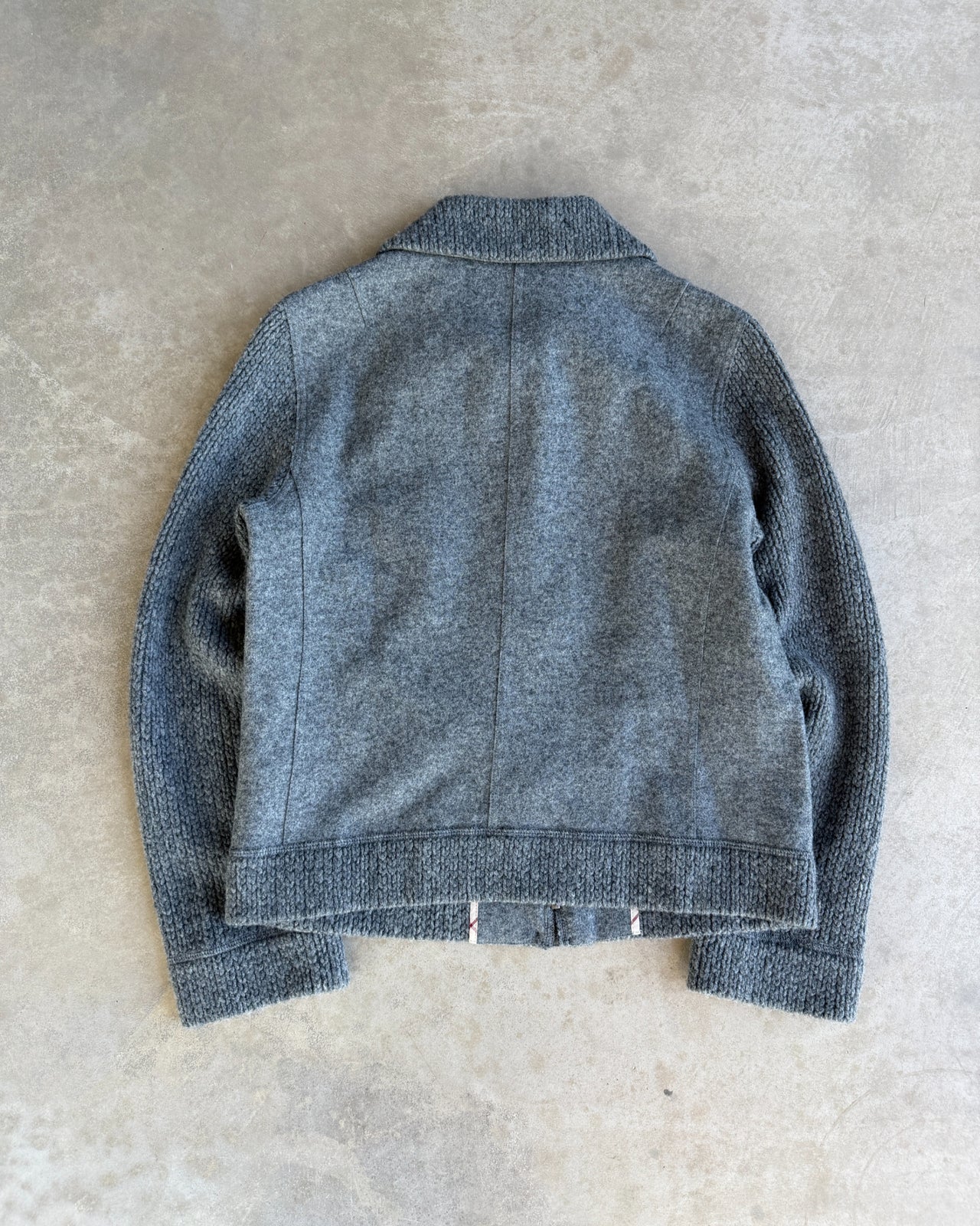 Burberry Grey Wool Knit Zip Up Sweatshirt – S-on a concrete background