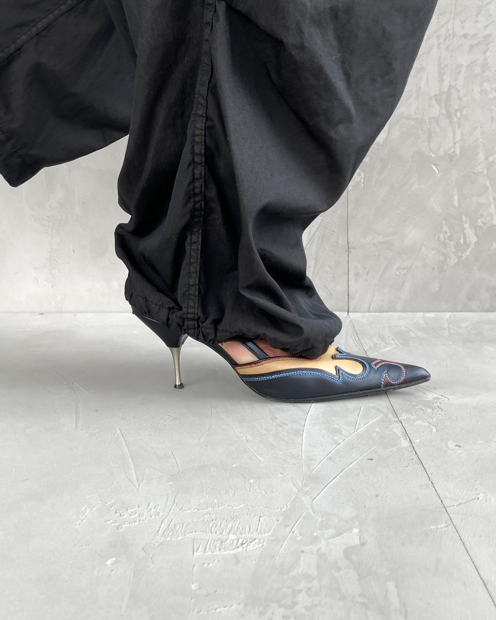 Miu Miu 00s ウエスタン パンプス western heels MIU MIU 2000'S WESTERN SLING BACK KITTEN HEELS - EU 39 / UK