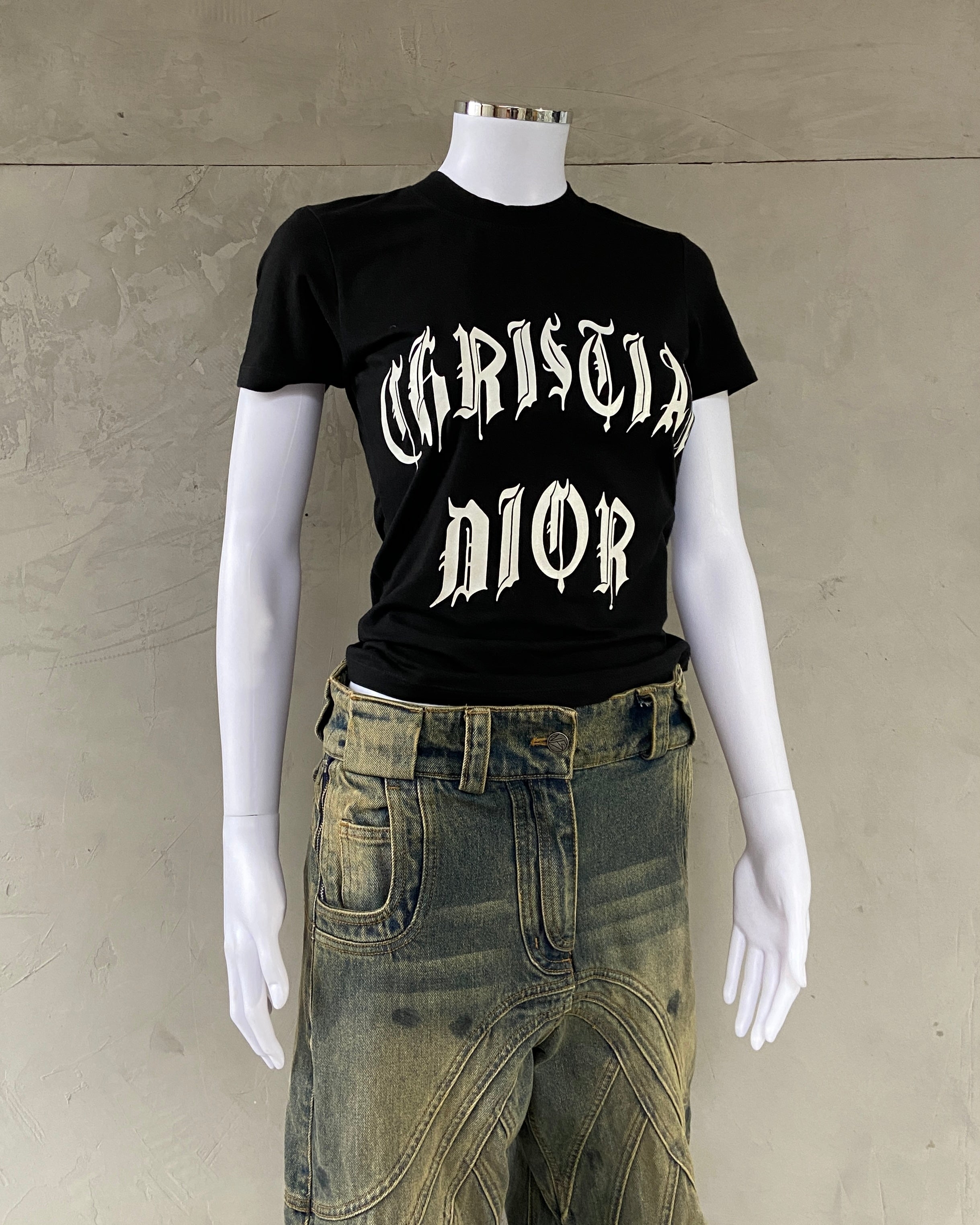 CHRISTIAN DIOR SS2002 GOTHIC TEXT TOP - M