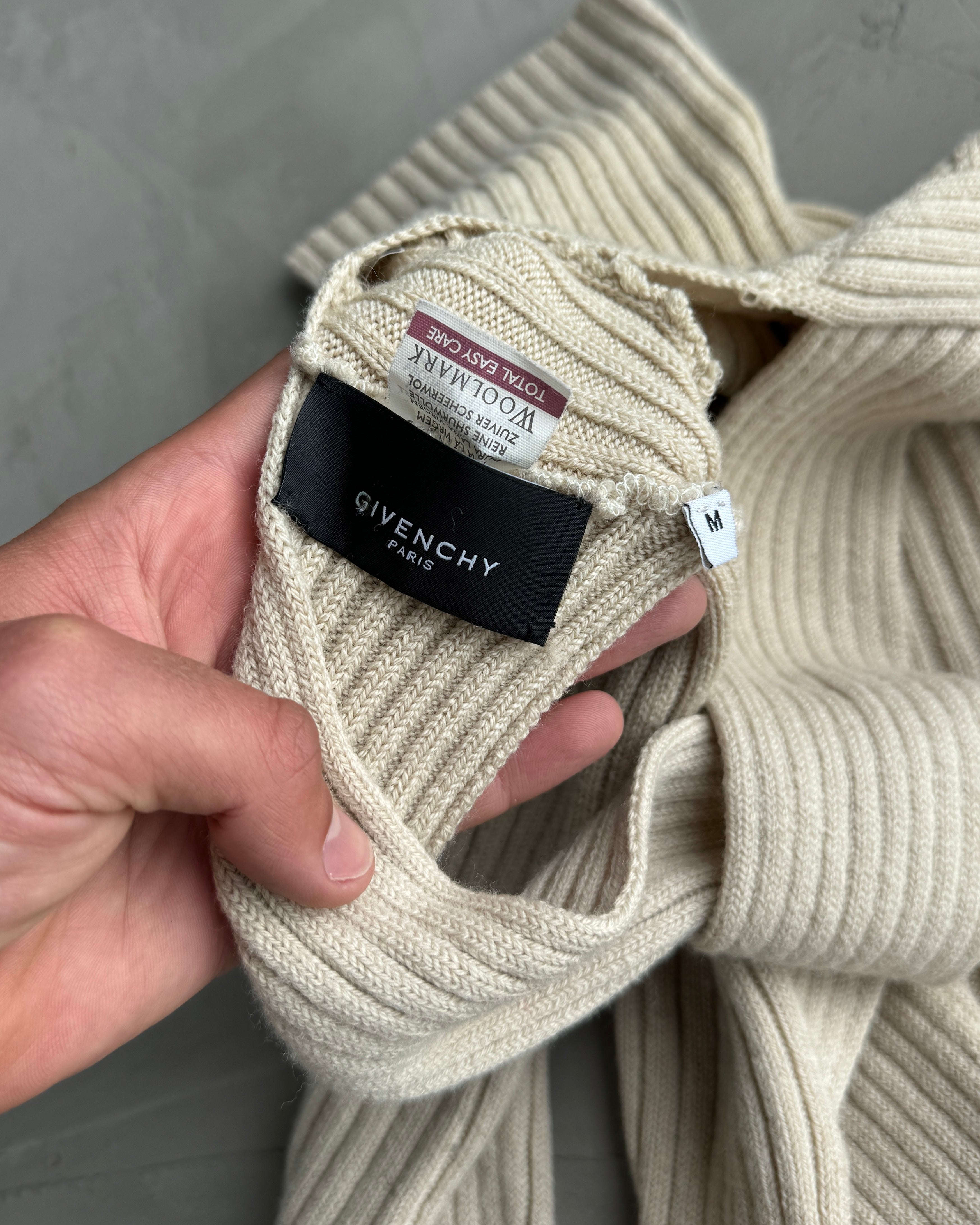 GIVENCHY CREAM OPEN BACK KNIT SWEATER - L