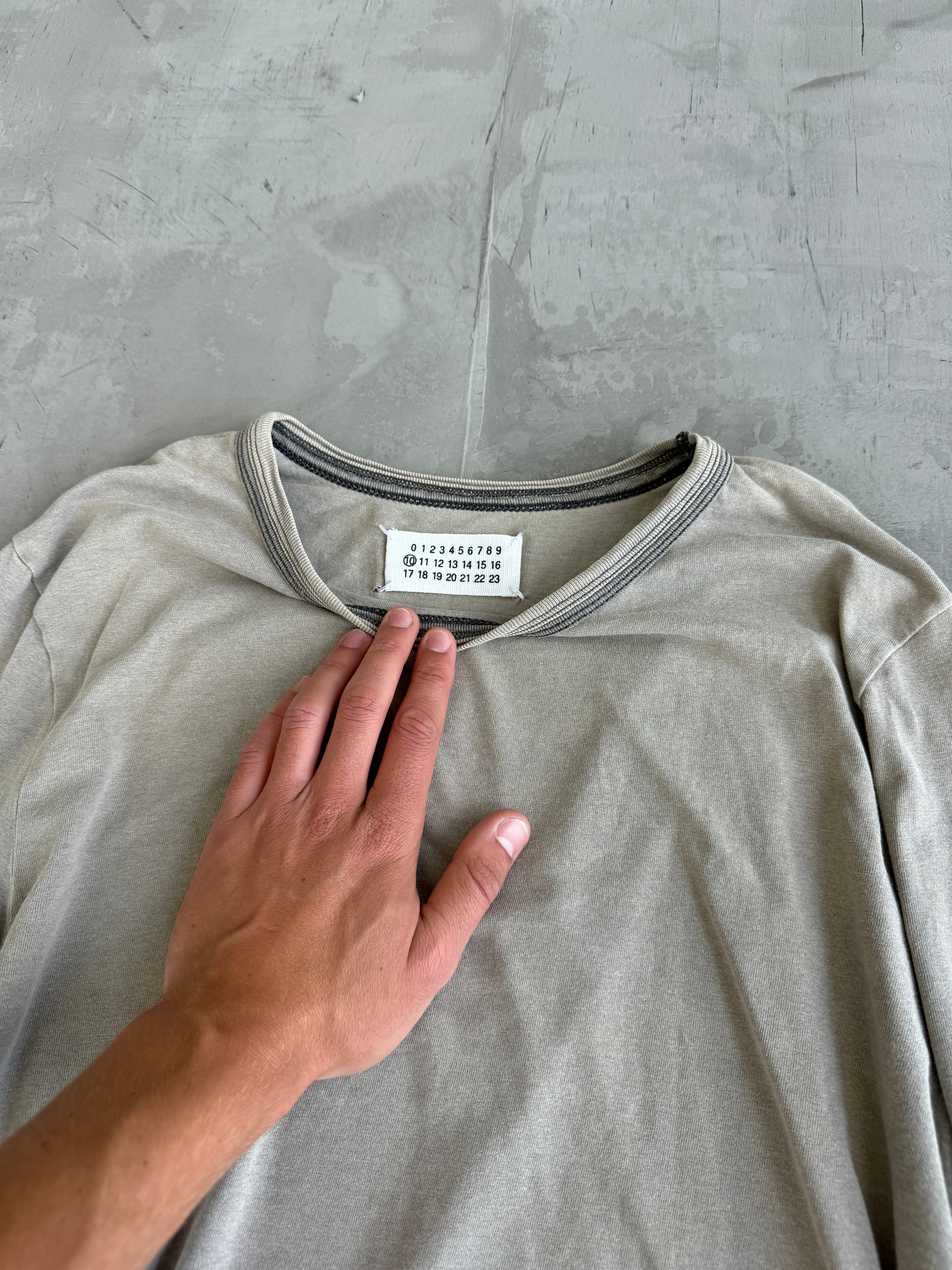 MAISON MARTIN MARGIELA LONG SLEEVE SUNBLEACHED TOP - L/XL