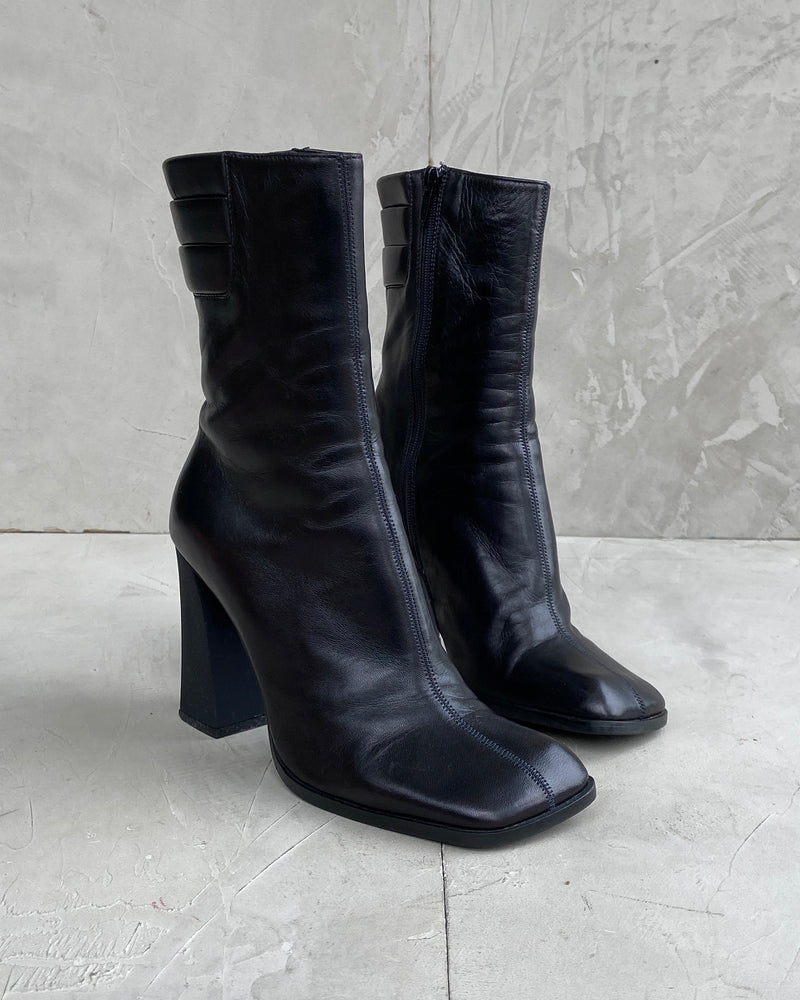 MIU MIU 2000'S SQUARE TOE BLOCK HEEL LEATHER BOOTS - EU 36.5 / UK 4