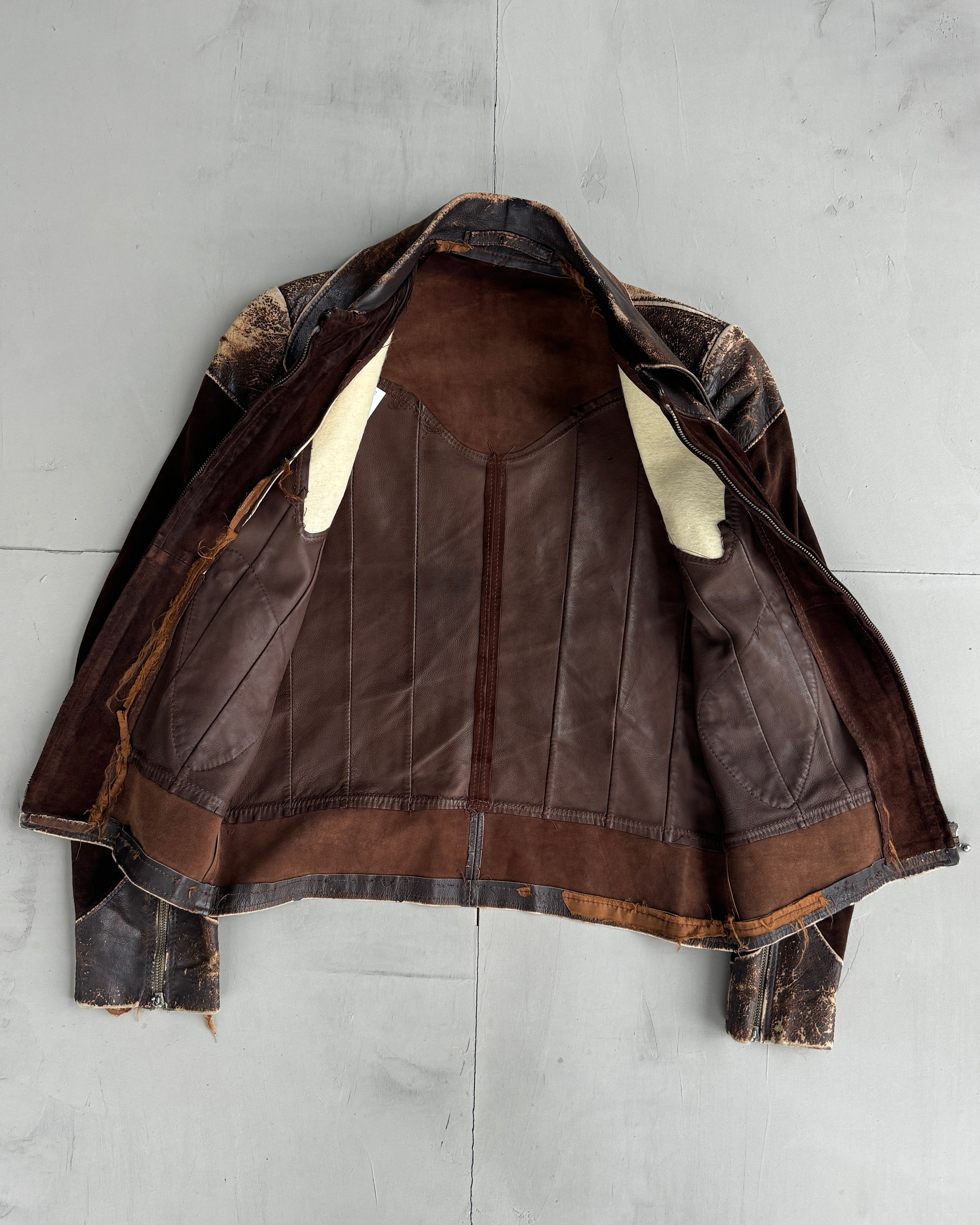 1970'S LEATHER JACKET WITH OVERSIZED COLLAR