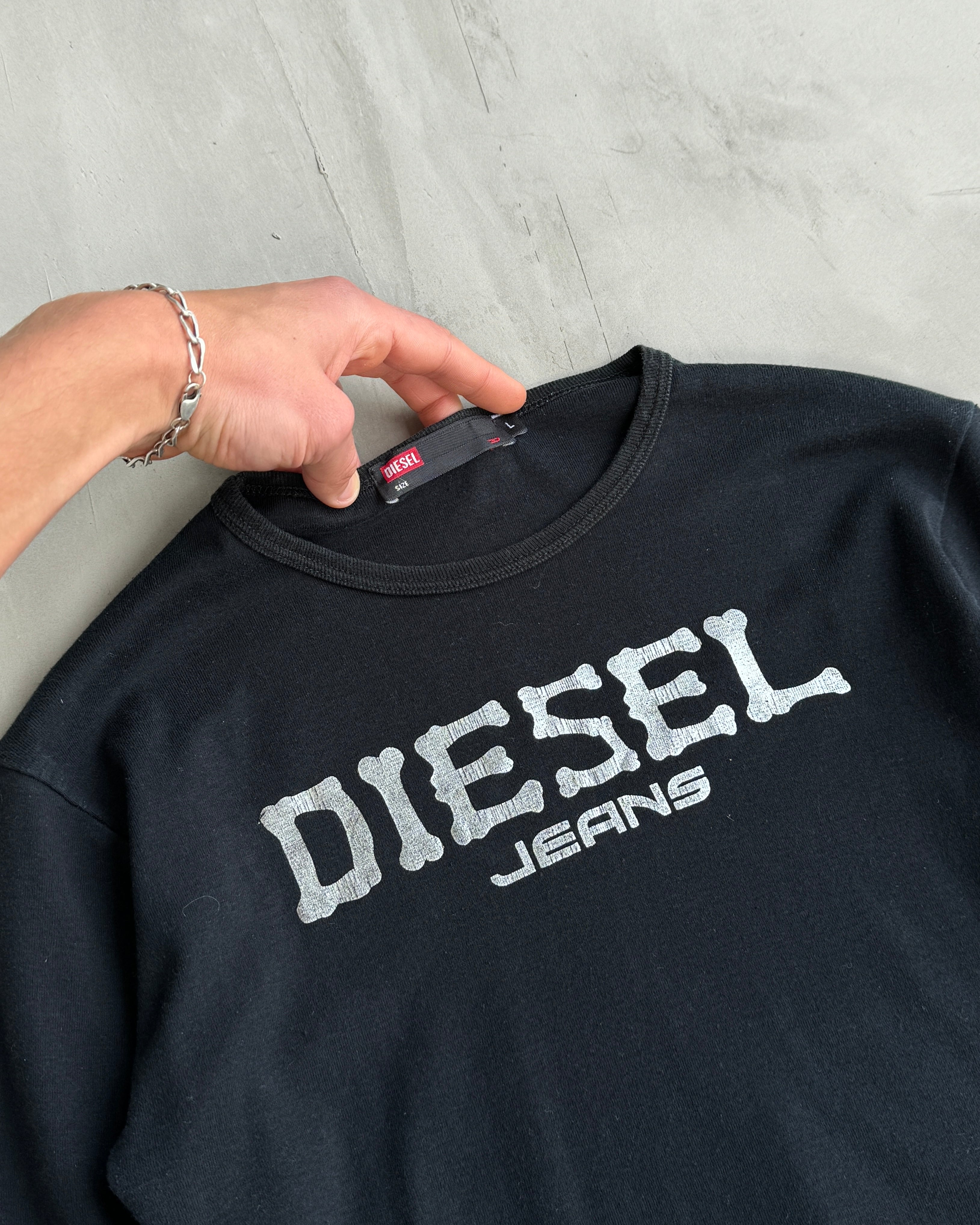 DIESEL JEANS SILVER SPELLOUT LOGO TOP - L