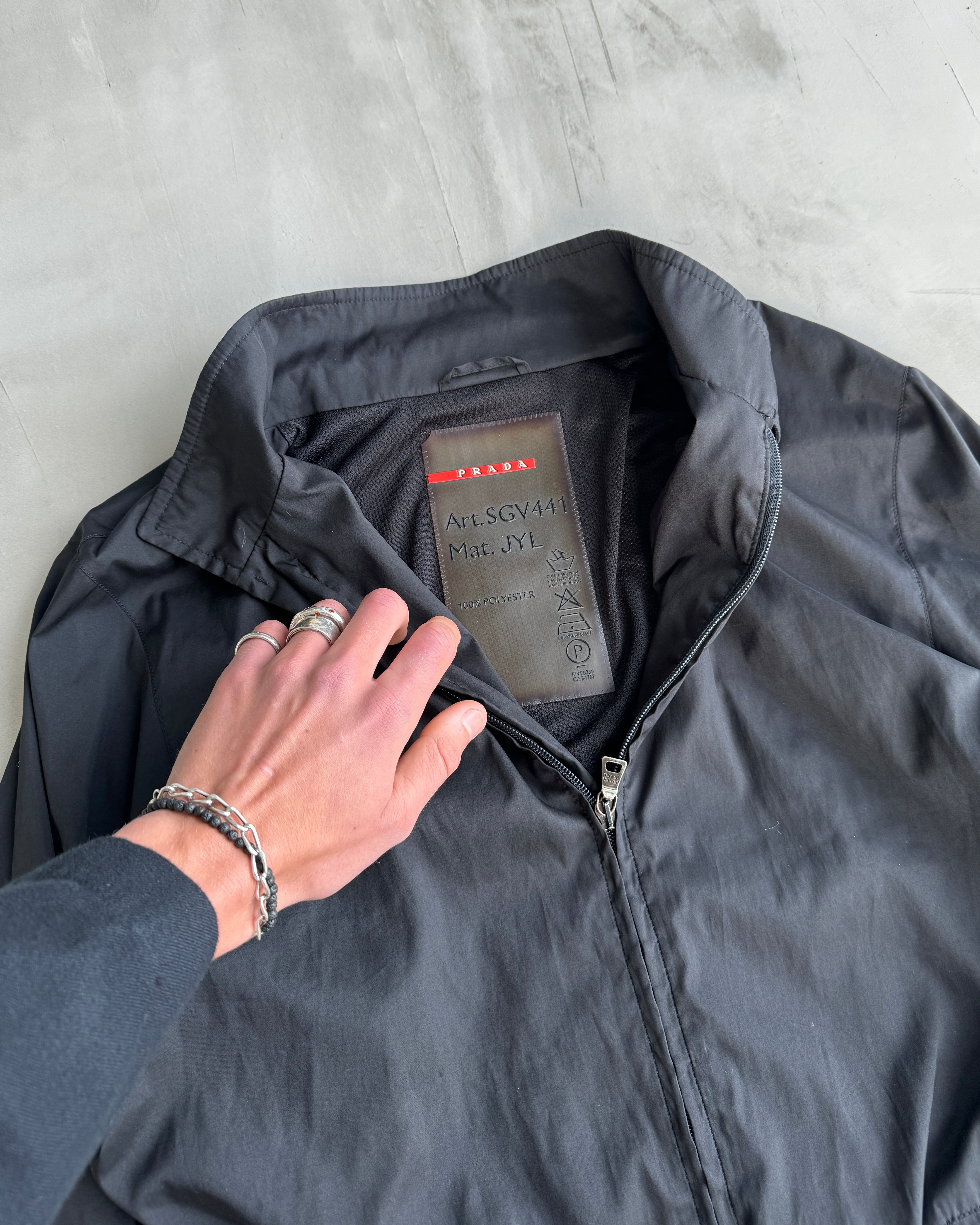 PRADA 2-IN-1 TRANSFORMABLE NYLON JACKET - XL