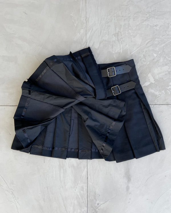 BURBERRY PLEATED WRAP SKIRT - M