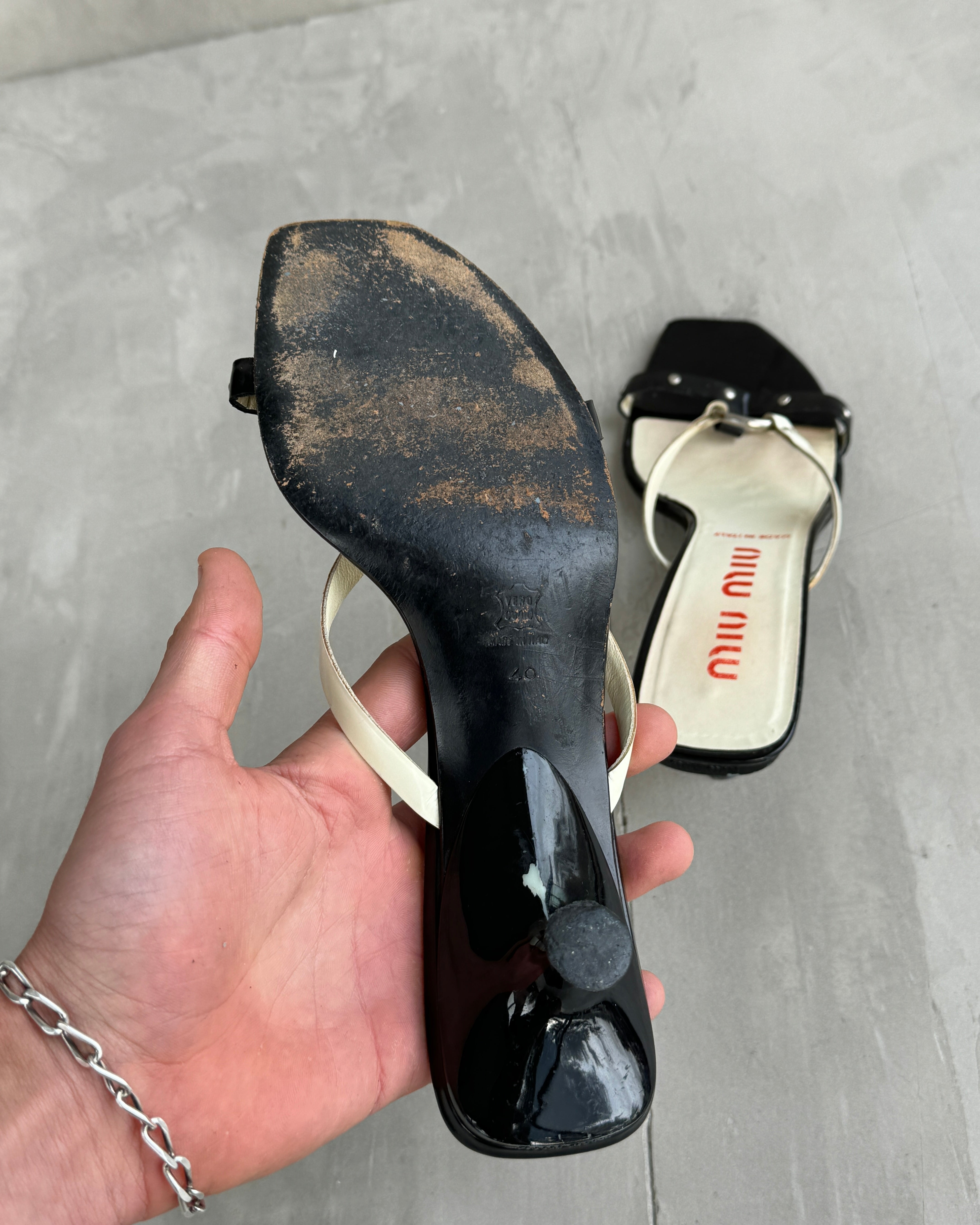MIU MIU LEATHER BONDAGE KITTEN HEEL MULES - EU 40 / UK 7