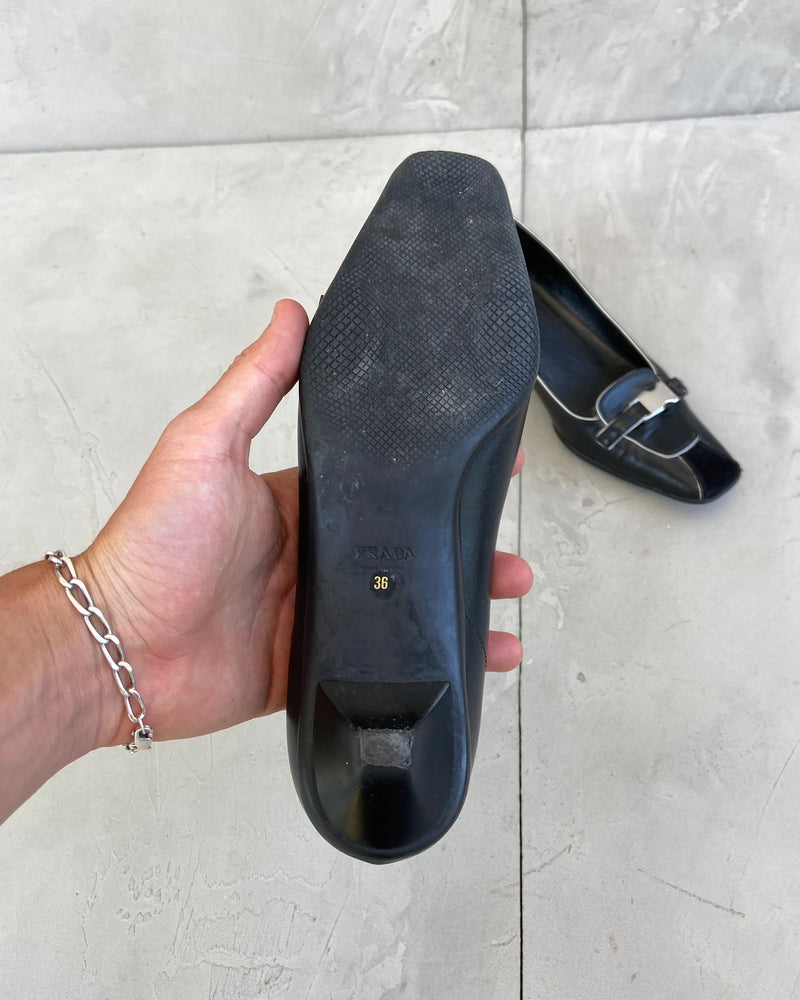 PRADA LEATHER AND SUEDE 'CLIP' KITTEN HEELS - EU 36