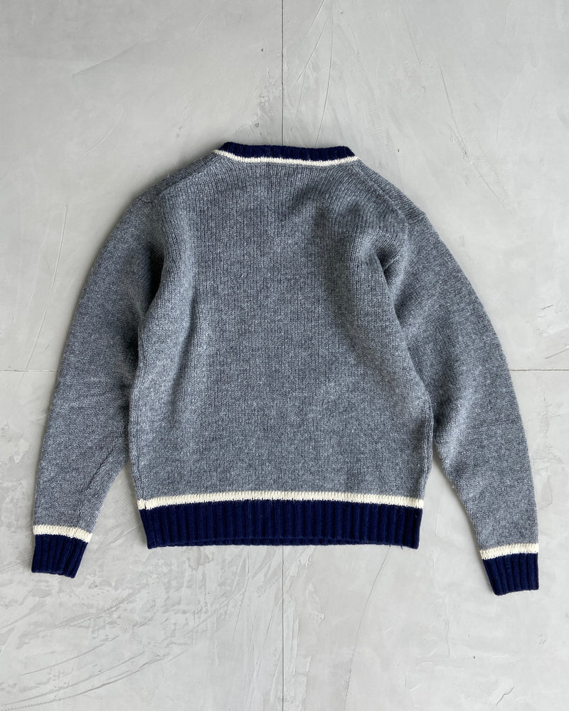 DIESEL KNIT V NECK SWEATSHIRT - M/L