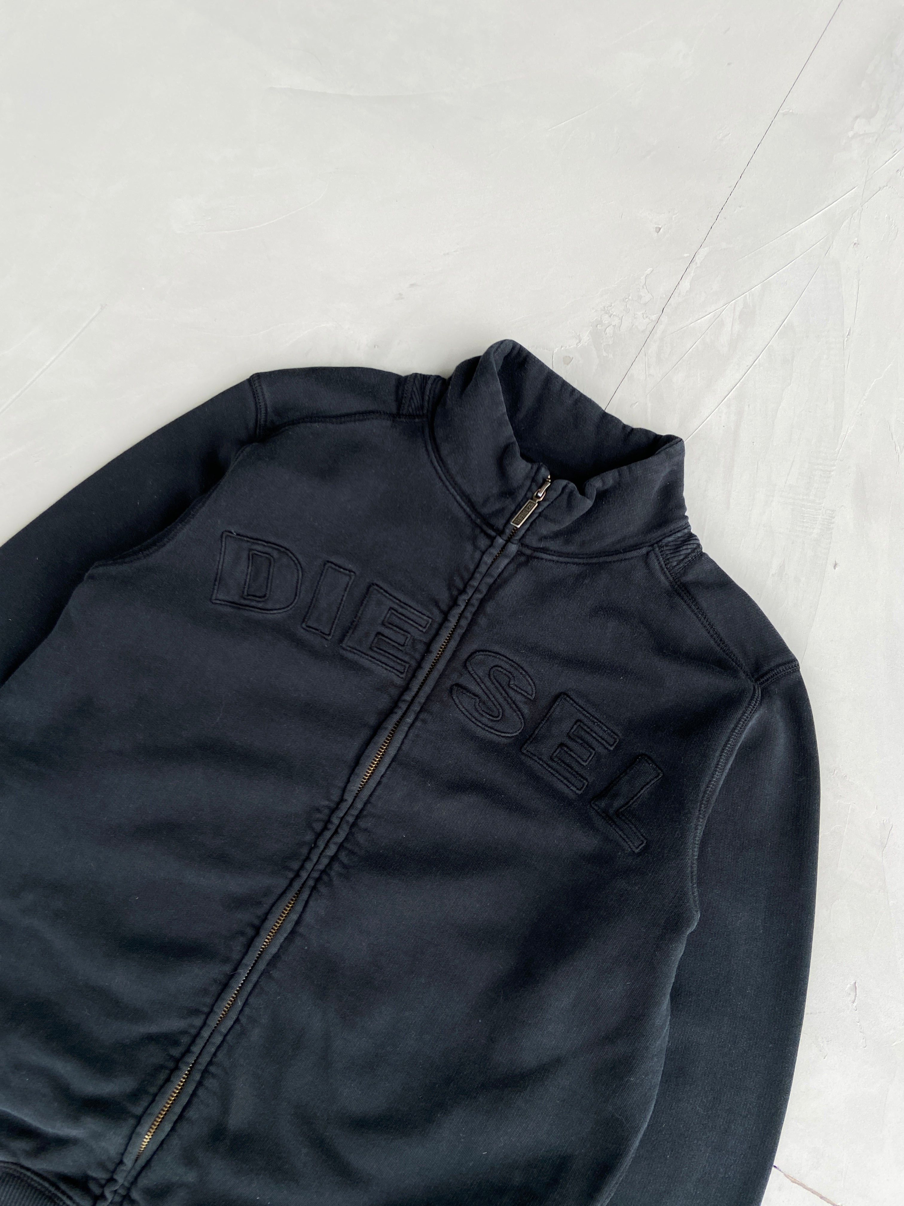 DIESEL 2000'S LOGO ZIP UP SWEATSHIRT - S