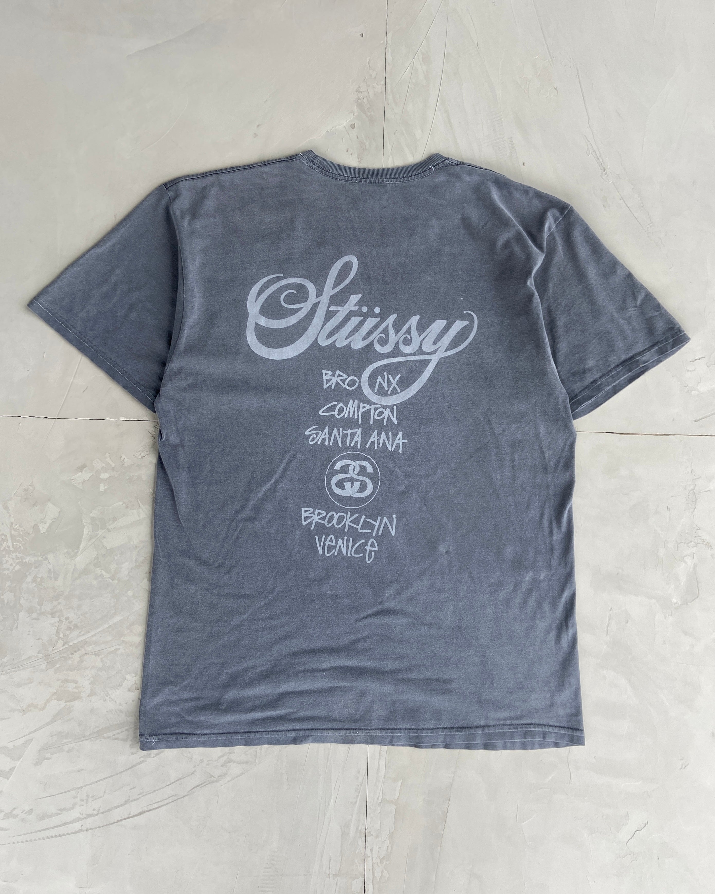 STUSSY WORLD TOUR TEE - XL