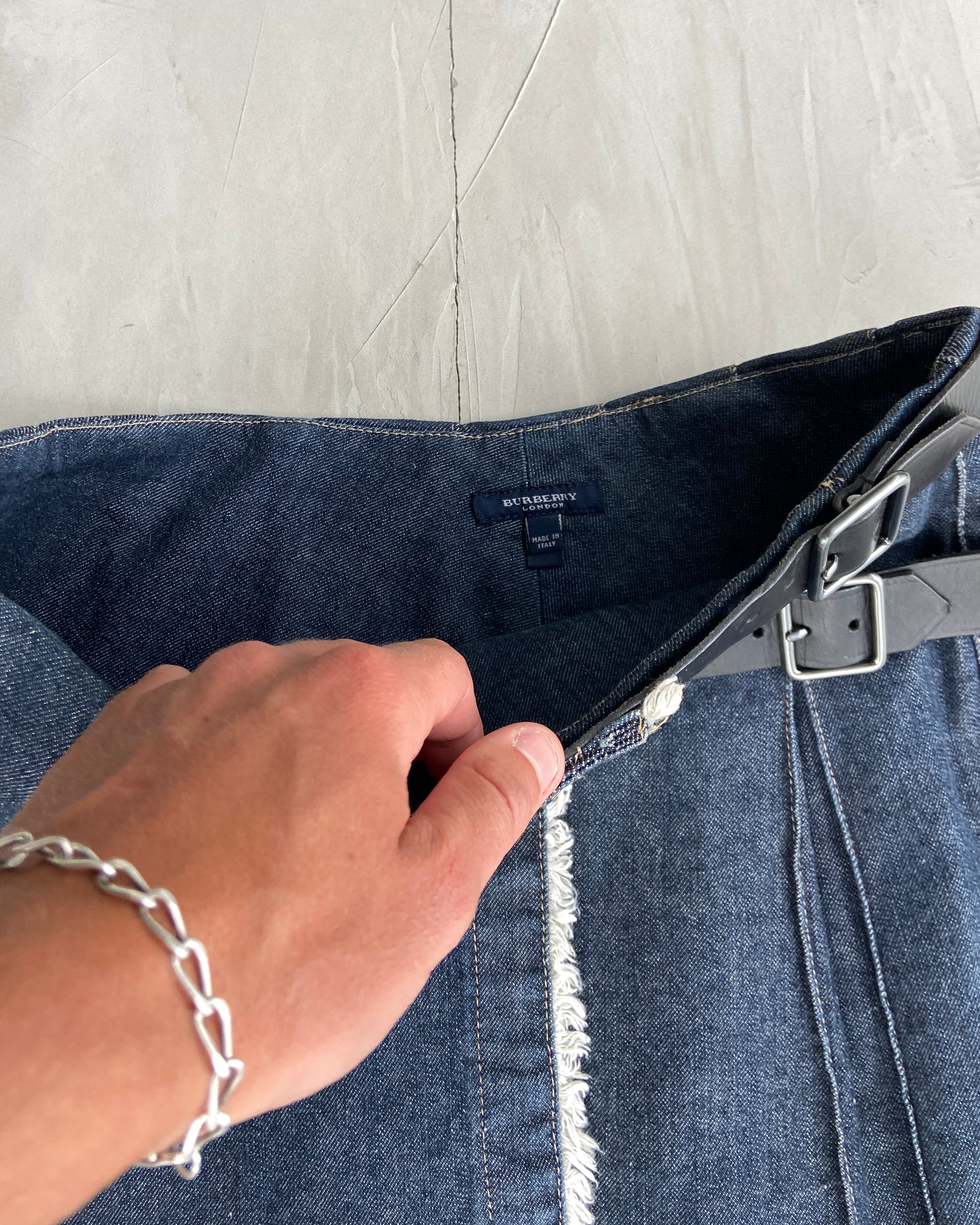 BURBERRY PLEATED BELT WRAP SKIRT - S/M