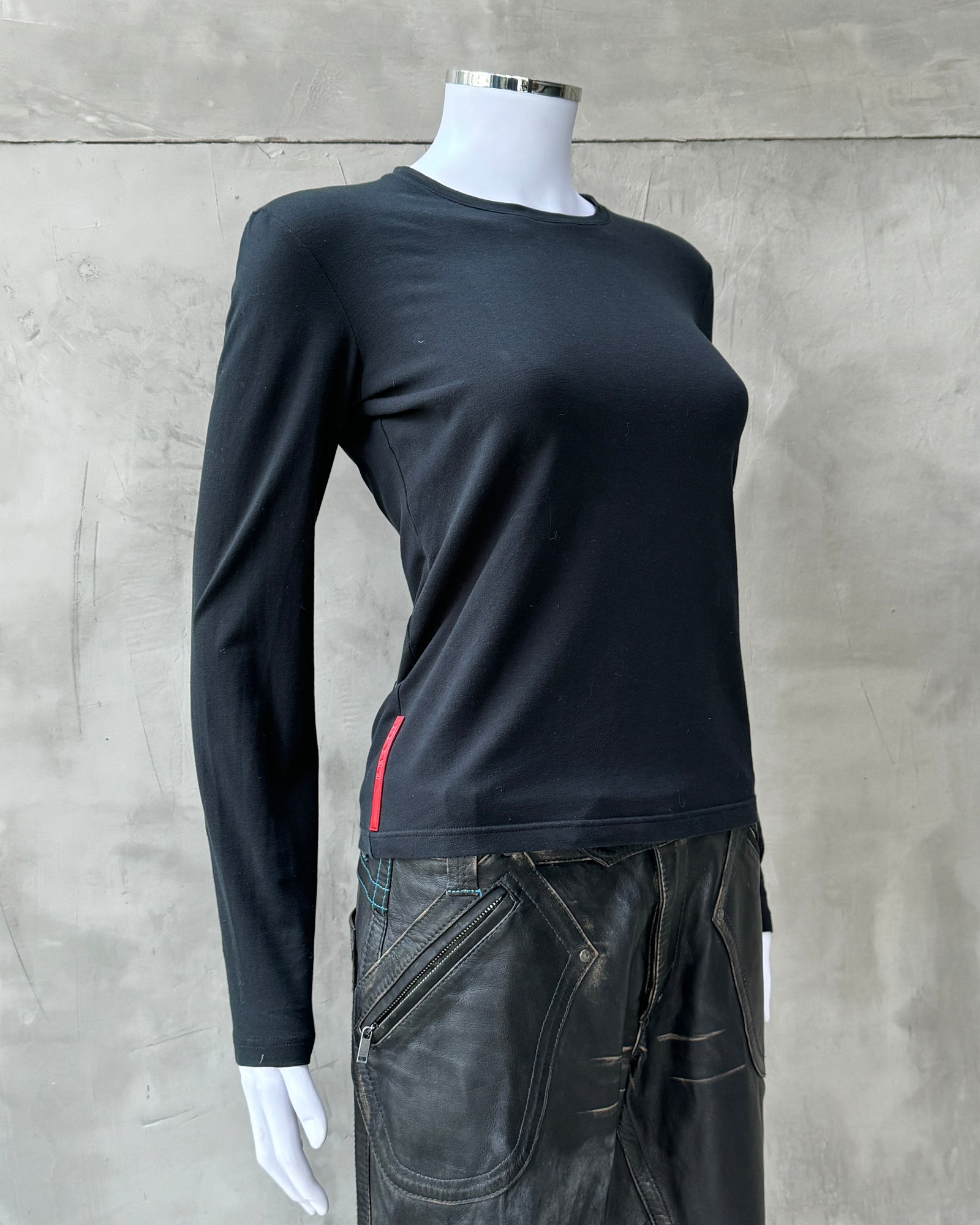PRADA SPORT BLACK LONG SLEEVE STRETCH TOP - S/M – BAD MOUTH*