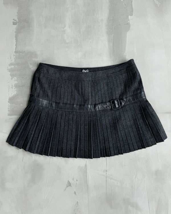 DOLCE AND GABBANA D&G MINI PLEATED SKIRT - M