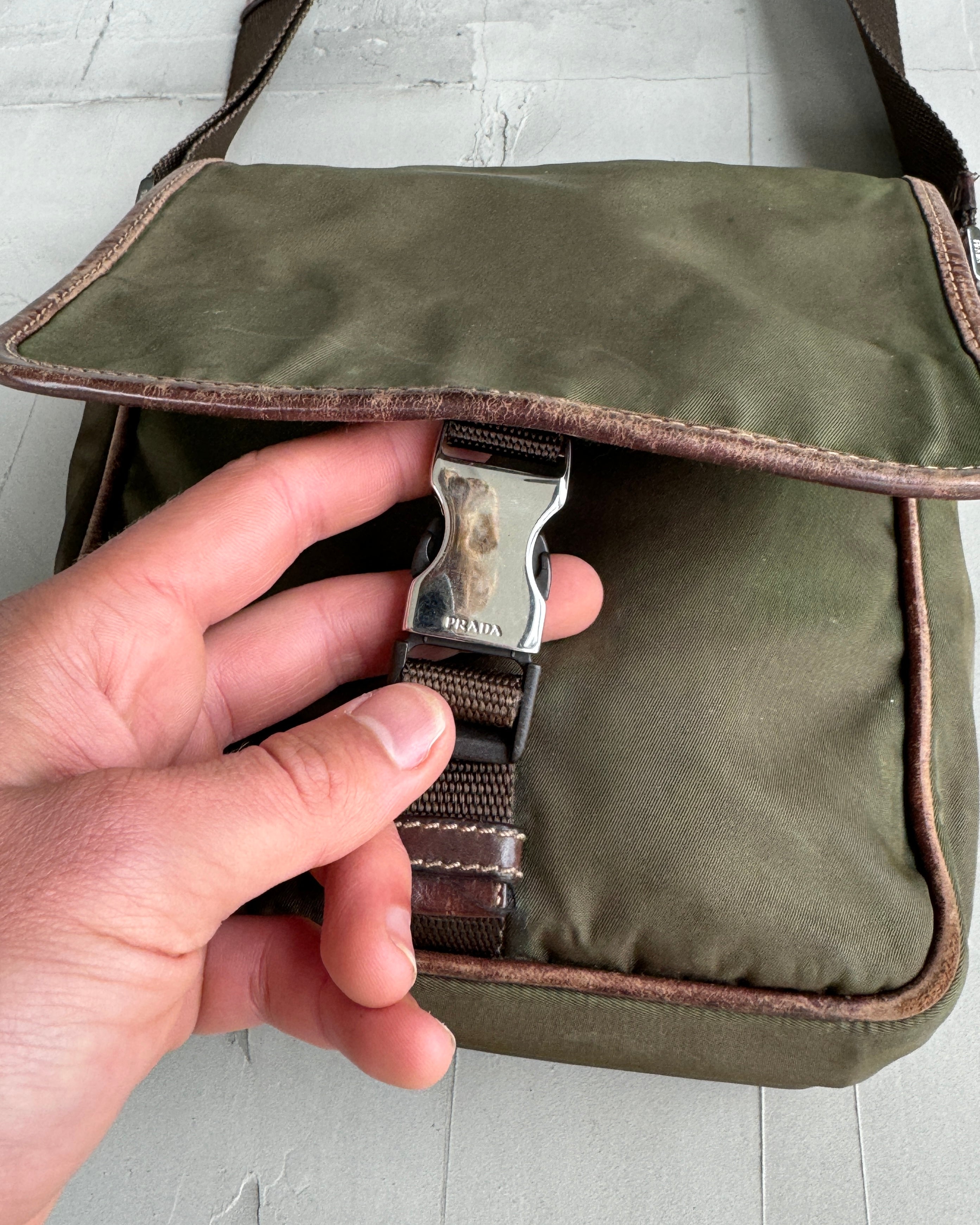 PRADA 2000'S KHAKI CROSS BODY SIDE BAG