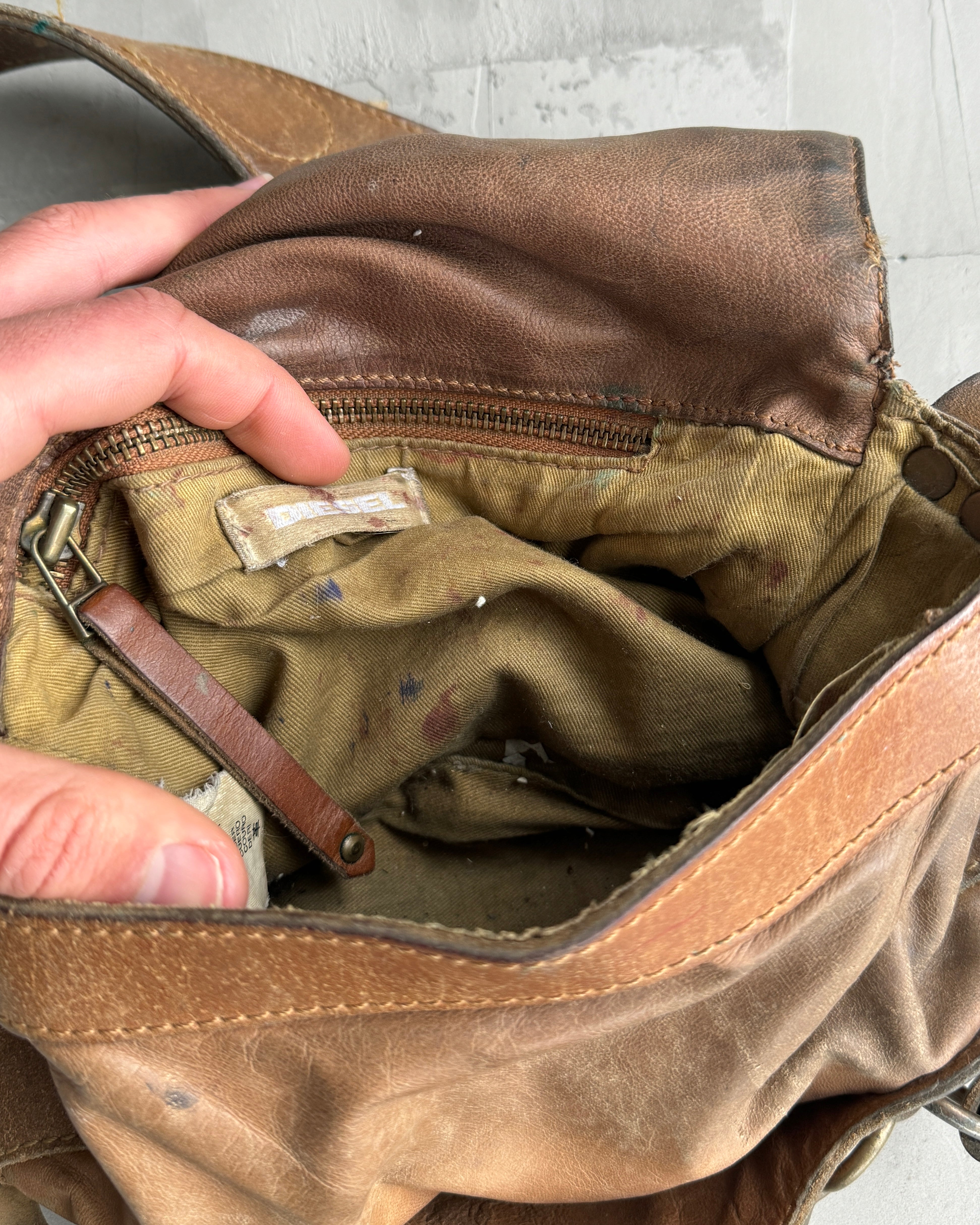 DIESEL 90'S BROWN LEATHER & CHROME SHOULDER BAG