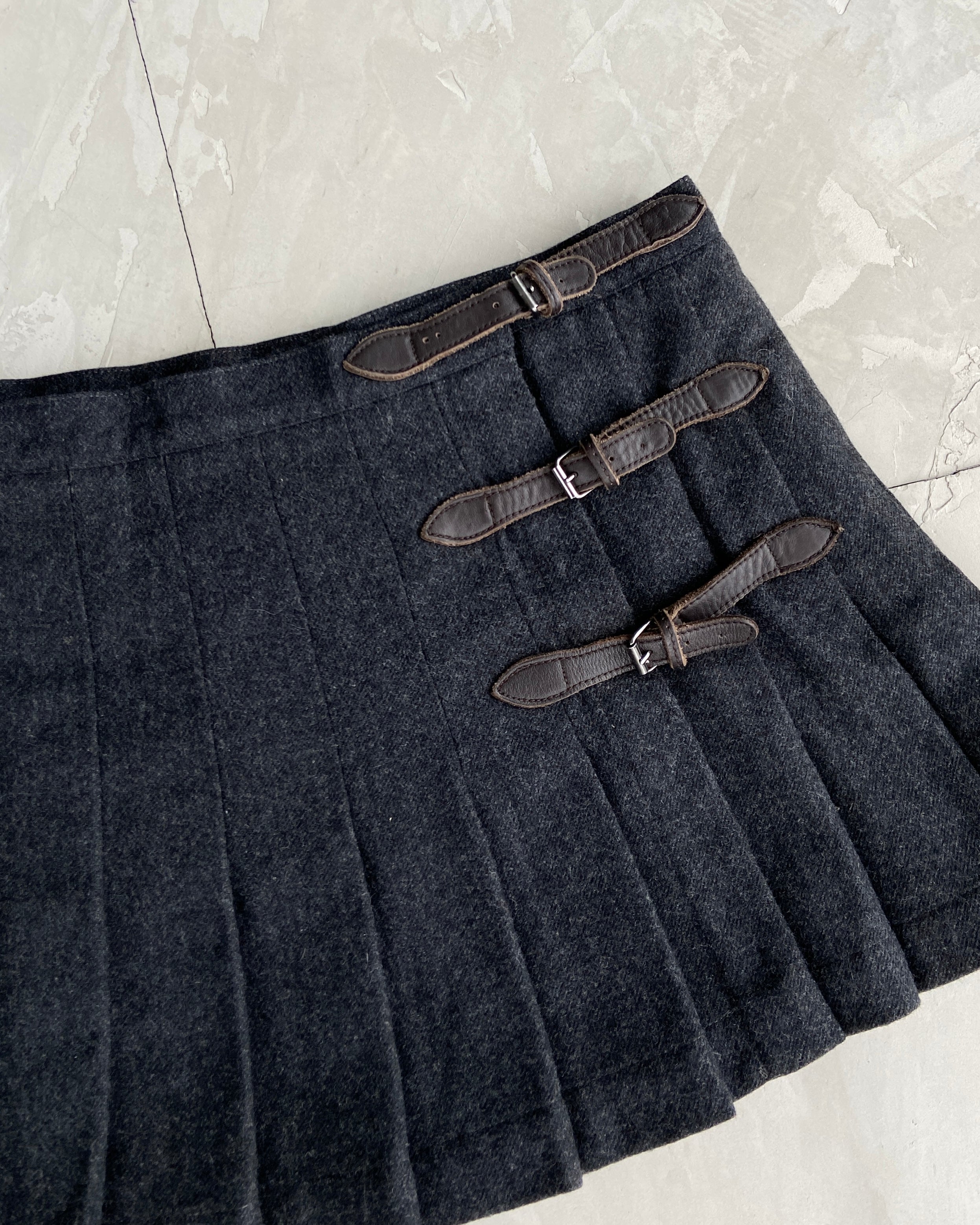 BURBERRY PLEATED WRAP MINI SKIRT - S/M
