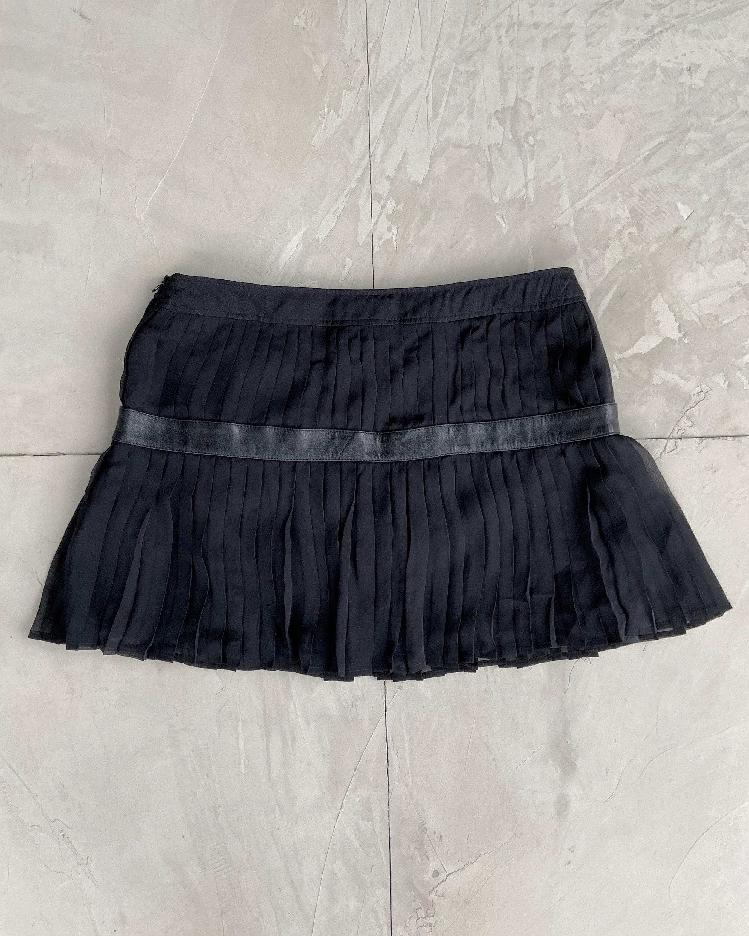 DOLCE & GABBANA D&G BUCKLE MINI SKIRT - M