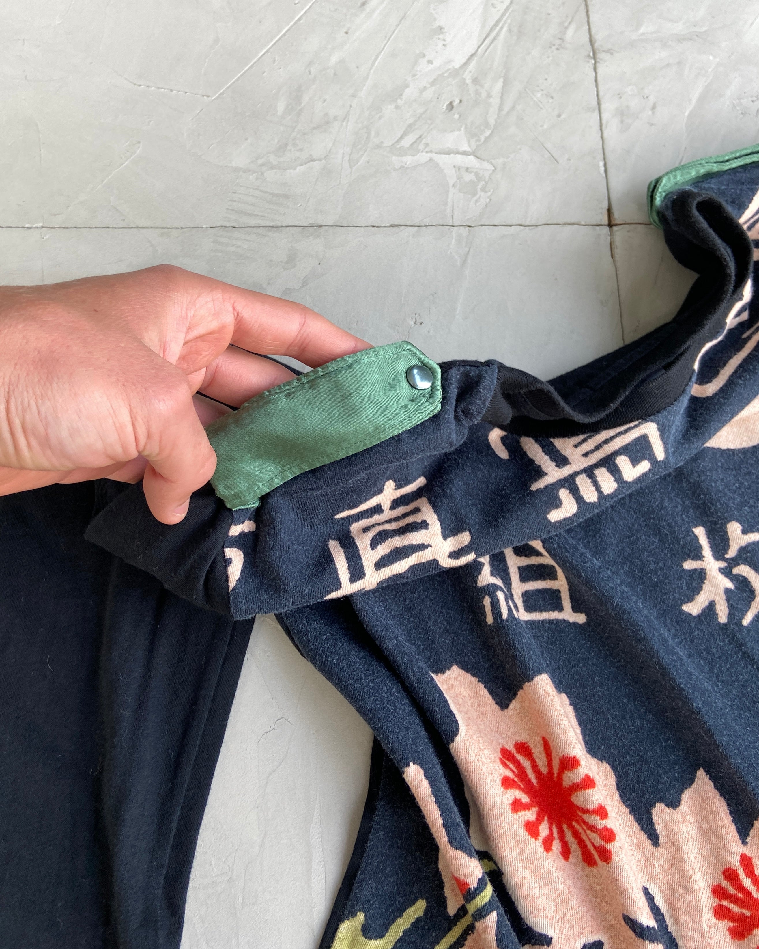 CUSTO BARCELONA FLOWERS TOP - L