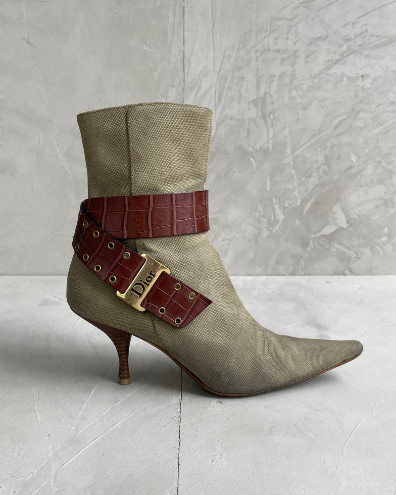 Gucci Beige GG Canvas Mid-heel Boots in Natural | Lyst