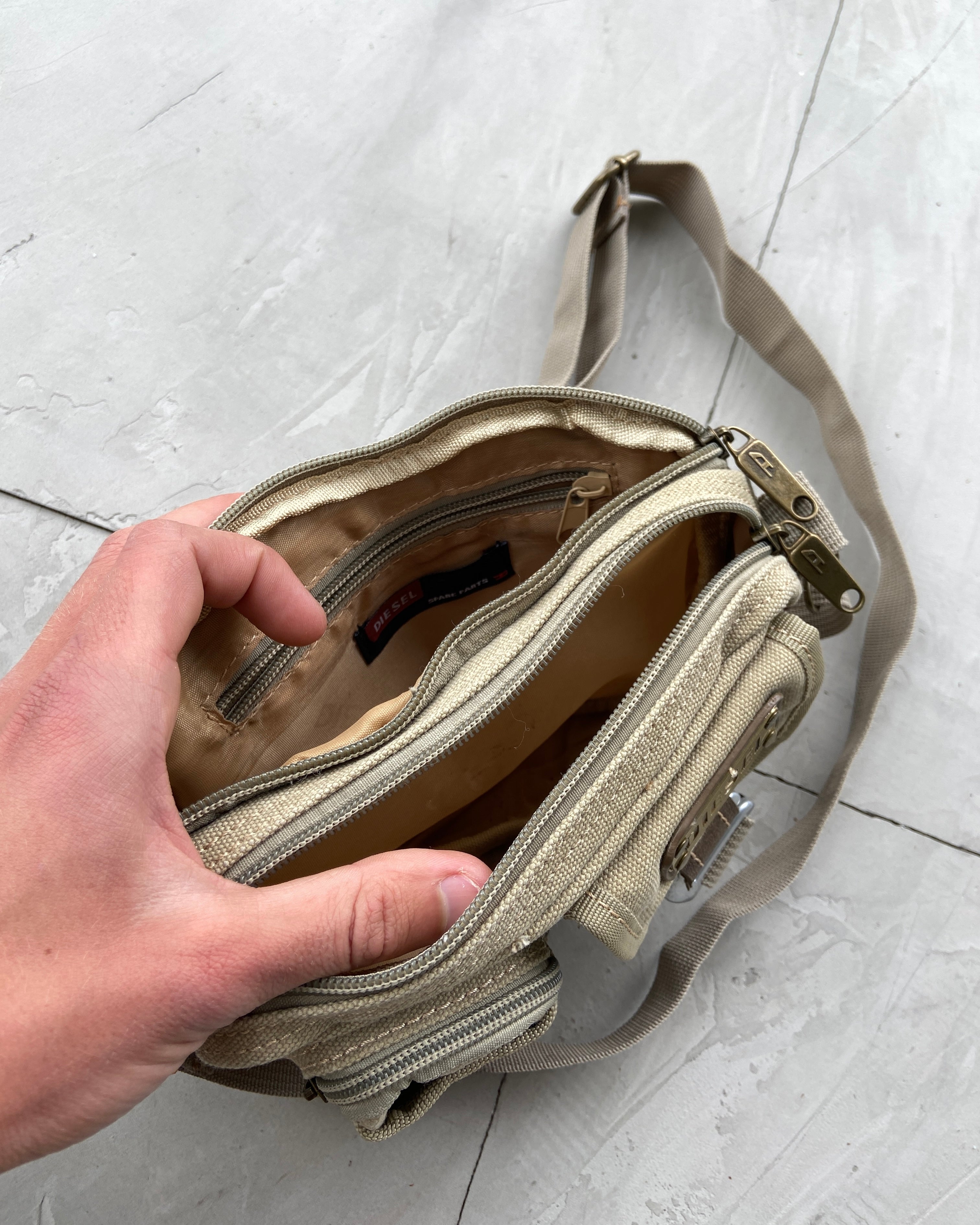 DIESEL 2000'S UTILITY CARGO SIDE BAG