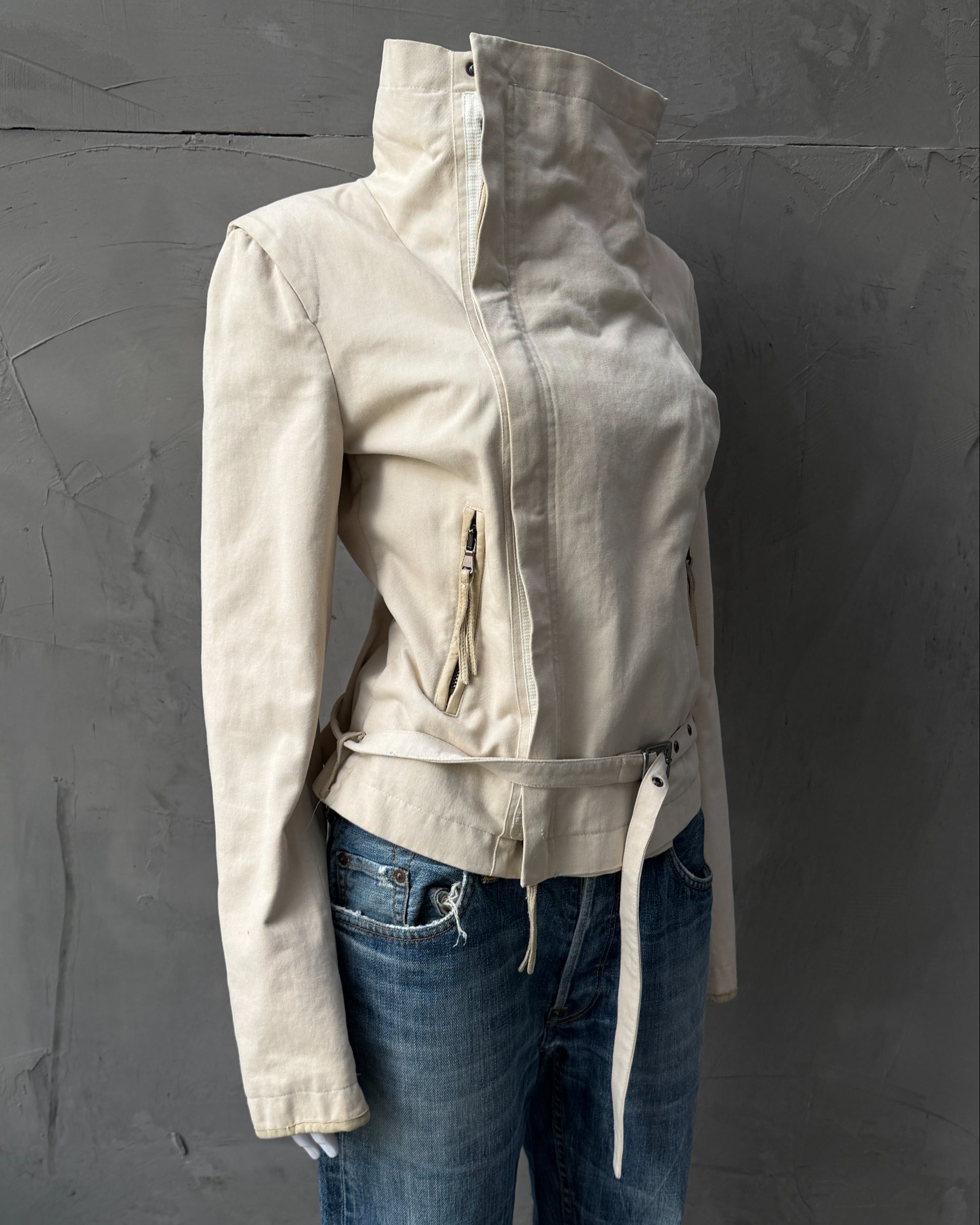 Patrizia Pepe Asymmetric Cotton Jacket – M-on a concrete background