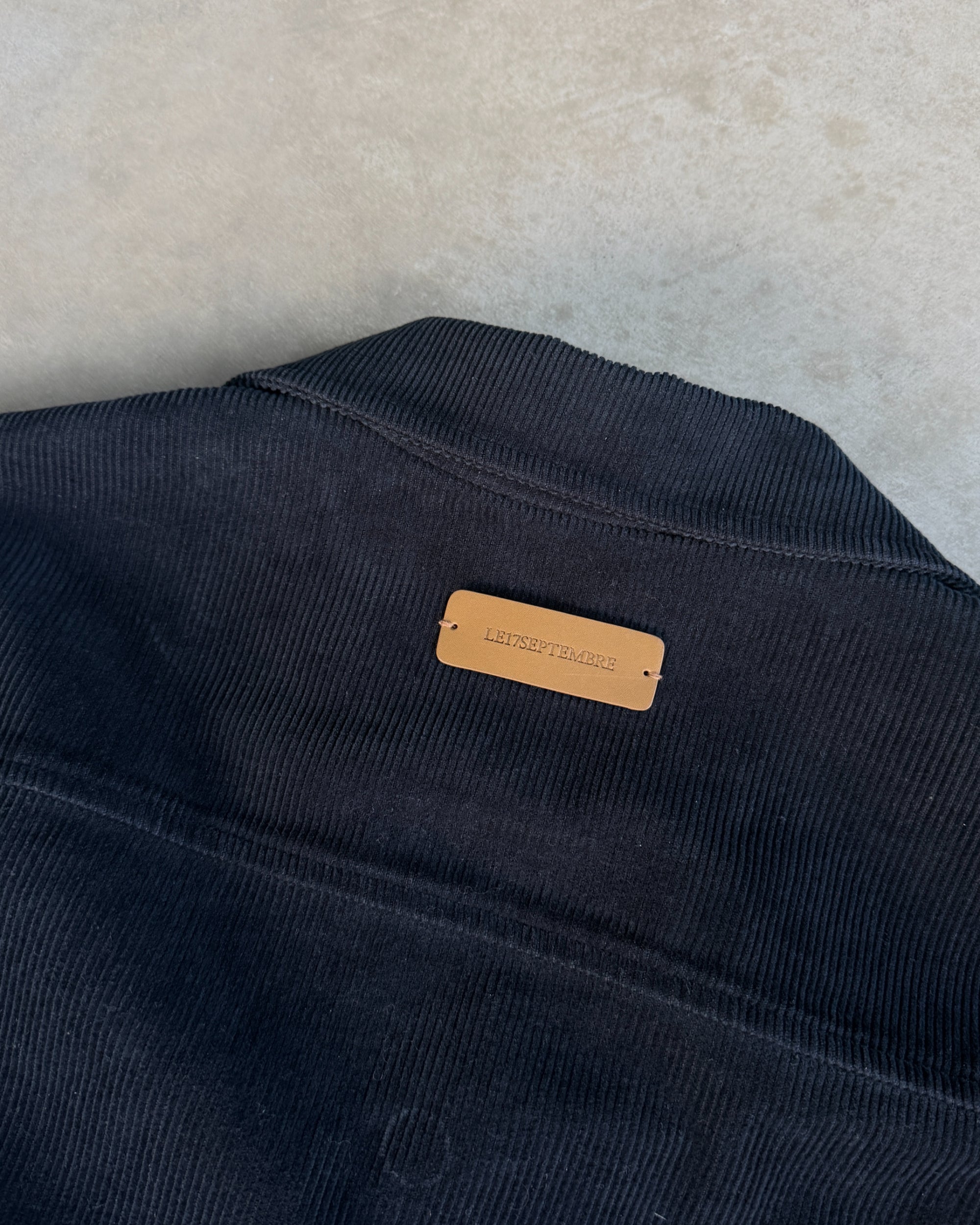 LE17SEPTEMBRE HOMME Cord Overshirt Jacket – M–L-on a concrete background