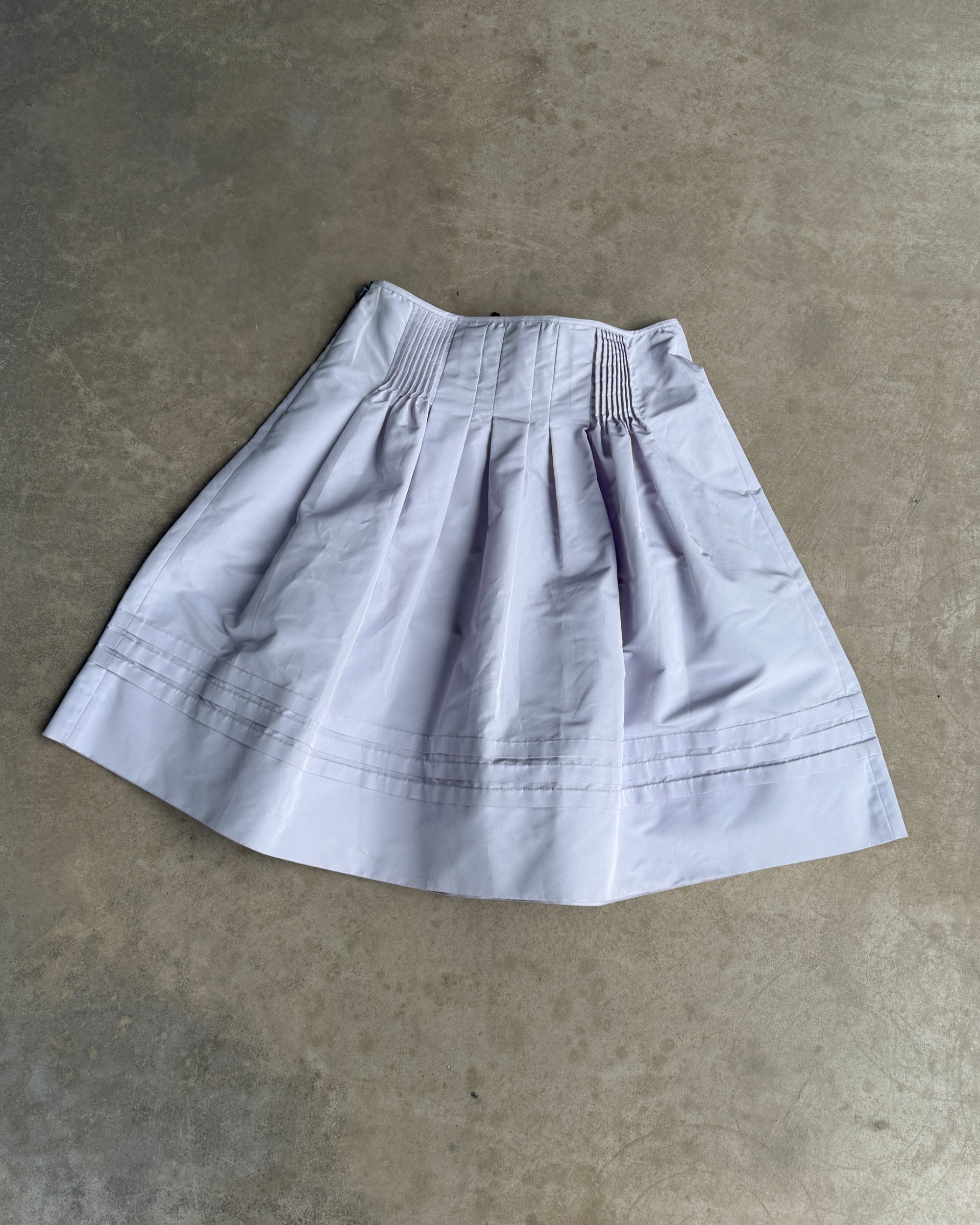 Prada SS2008 Nylon Midi Skirt – S-on a concrete background